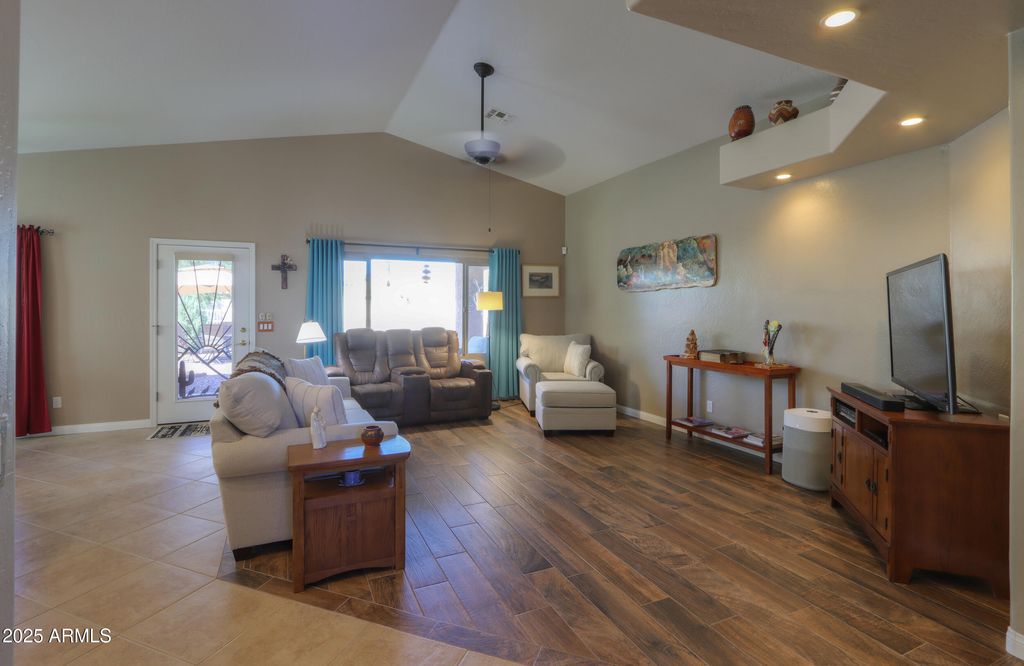 Photo of 542 W Casa Mirage Court, Casa Grande, AZ 85122 (MLS # 6928526)