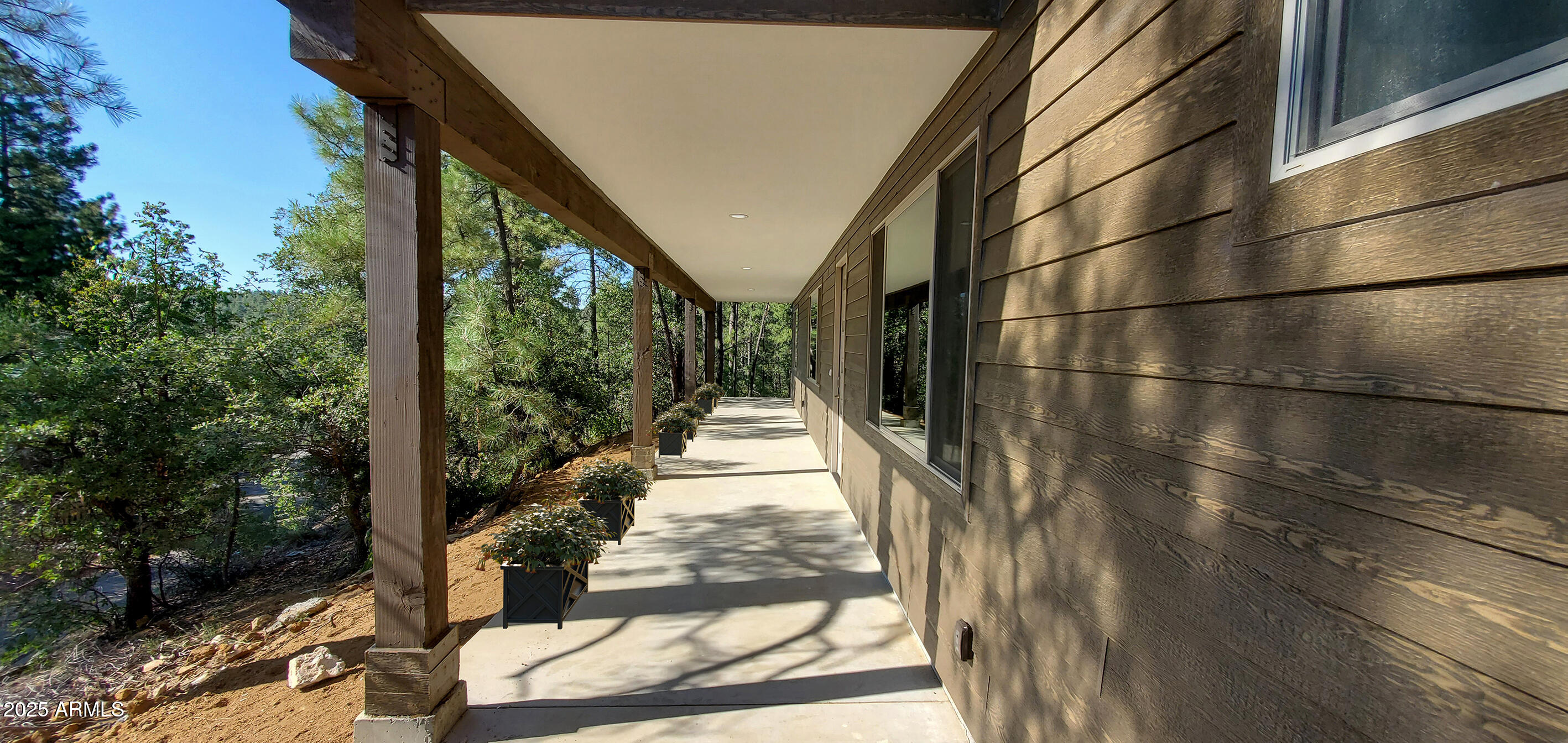 4772 S Juniper Loop Road