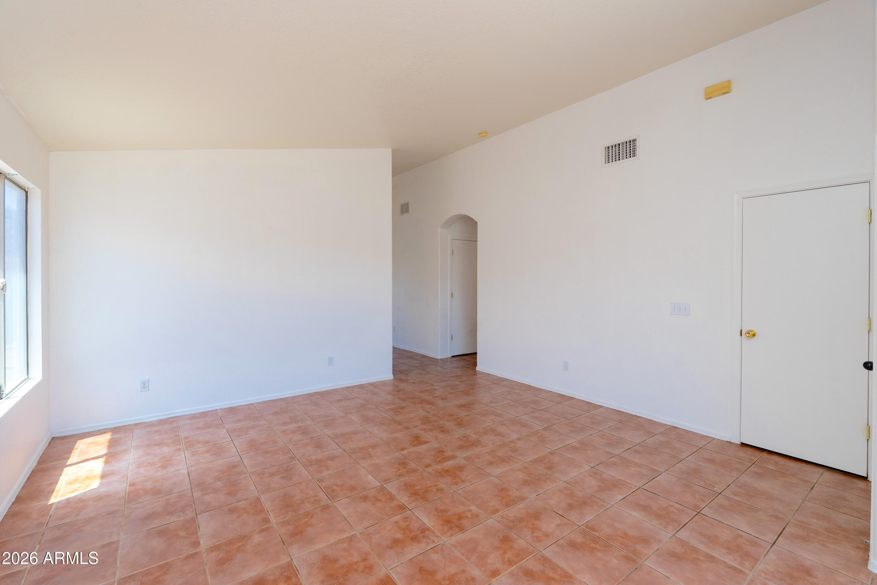 4611 CALLE LAS CRUCES --