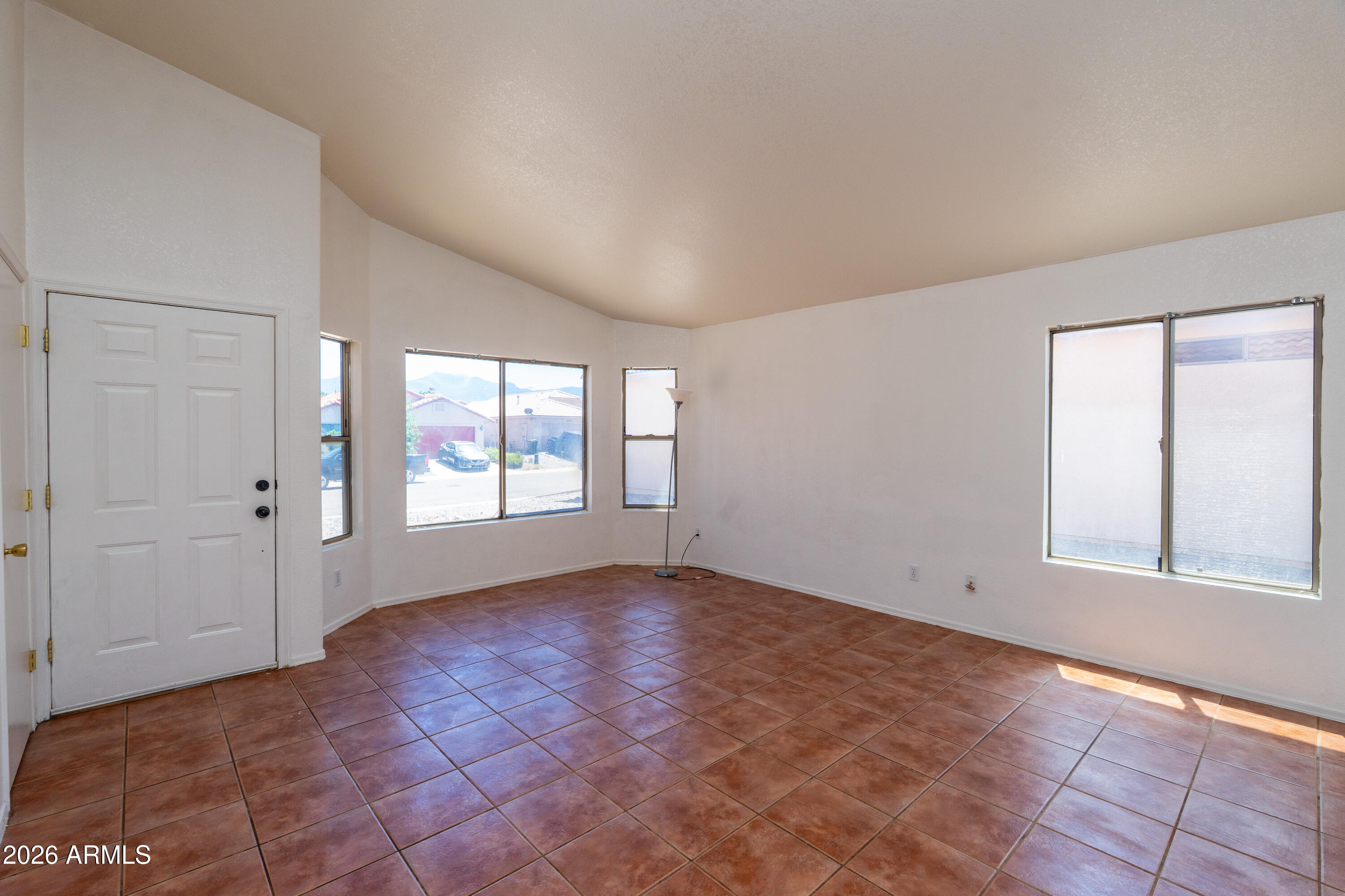 4611 CALLE LAS CRUCES --