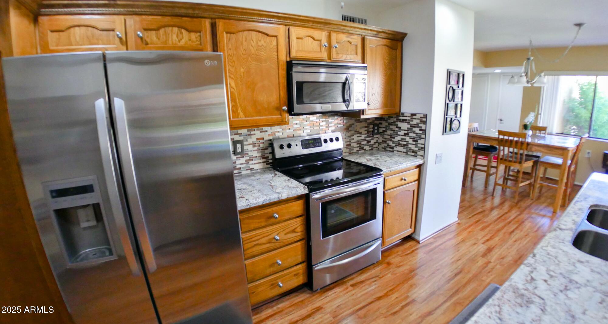 416 Leisure World --