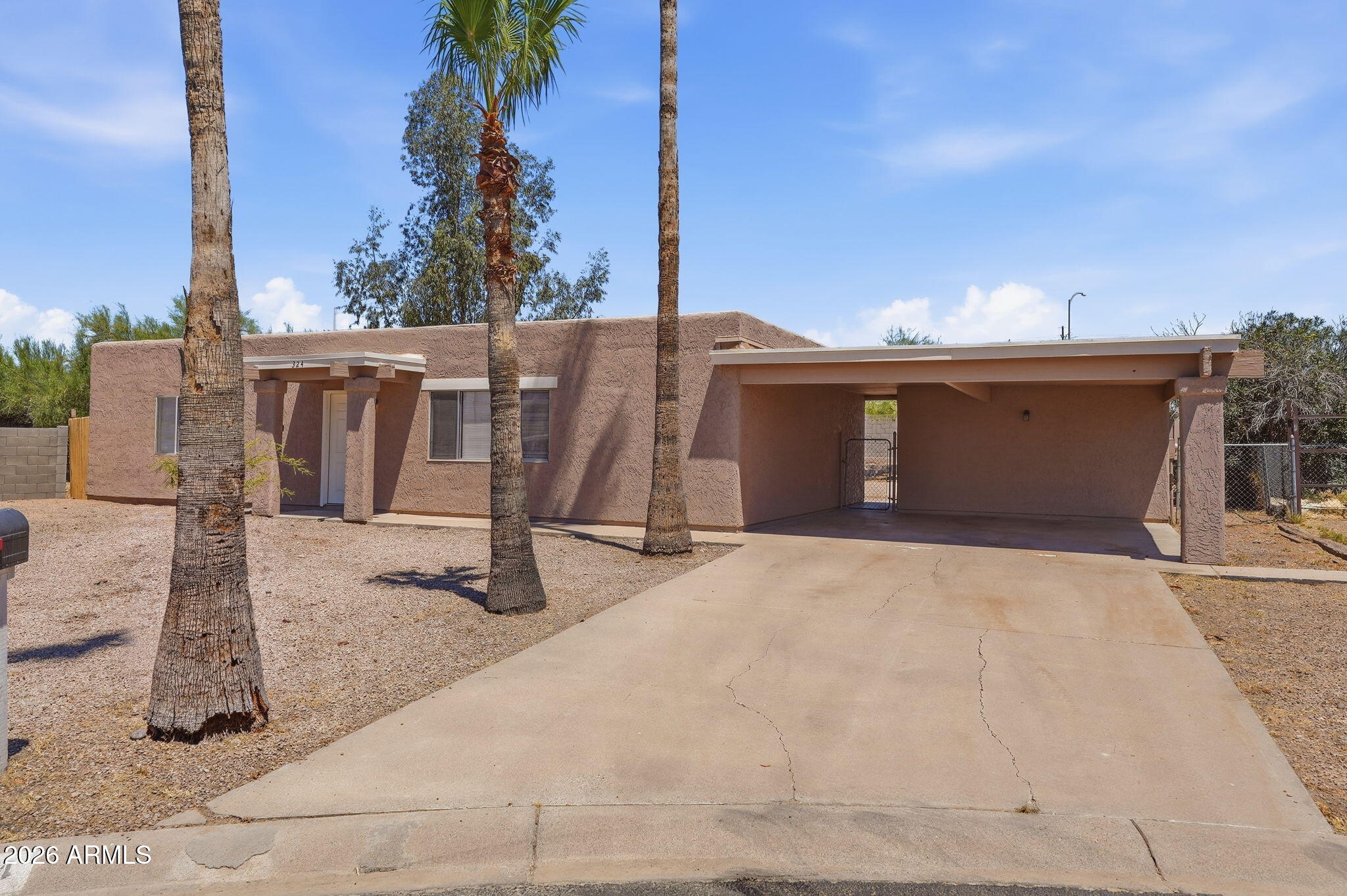 324 N 101st Way