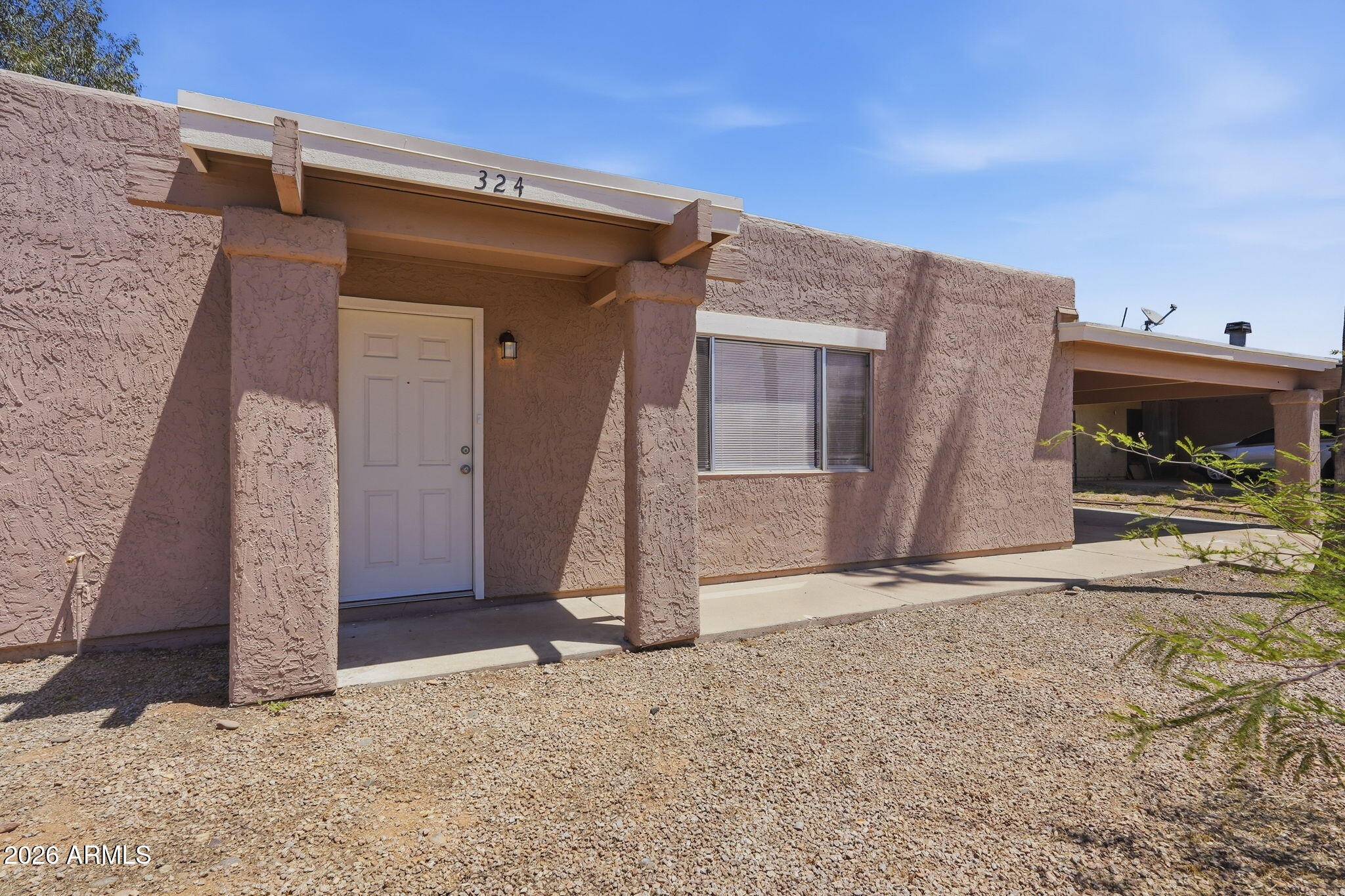 324 N 101st Way