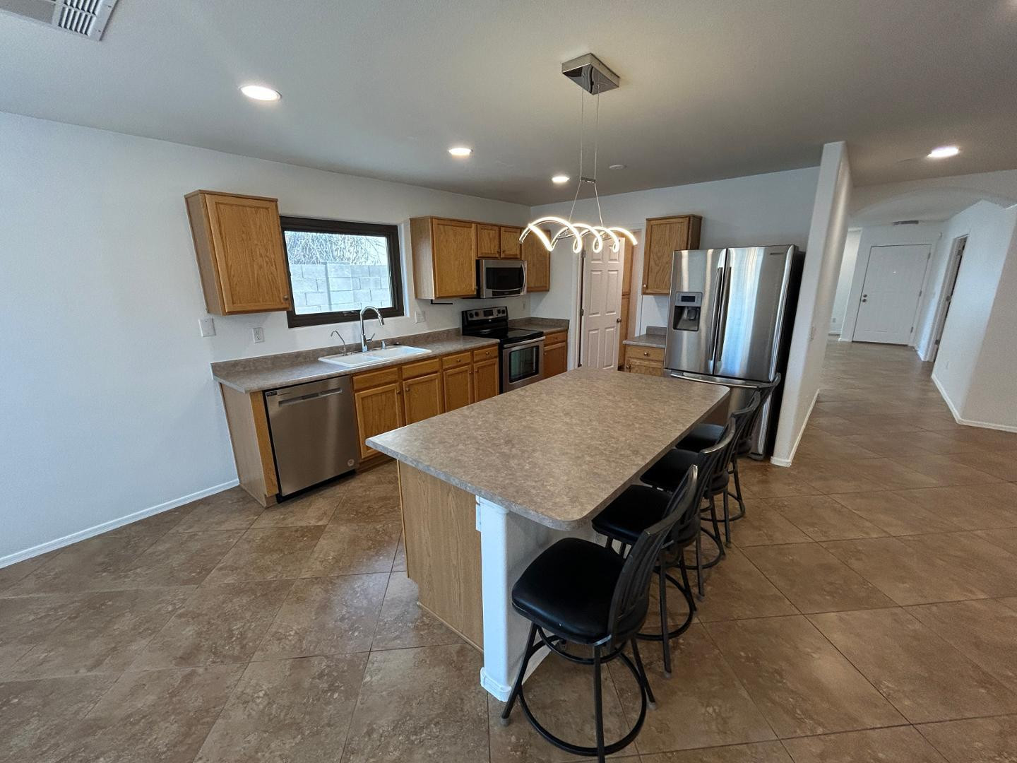 3126 W ZACHARY Drive