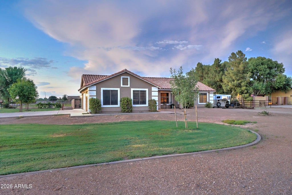 Photo of 22200 E Vallejo Street, Queen Creek, AZ 85142 (MLS # 7069075)