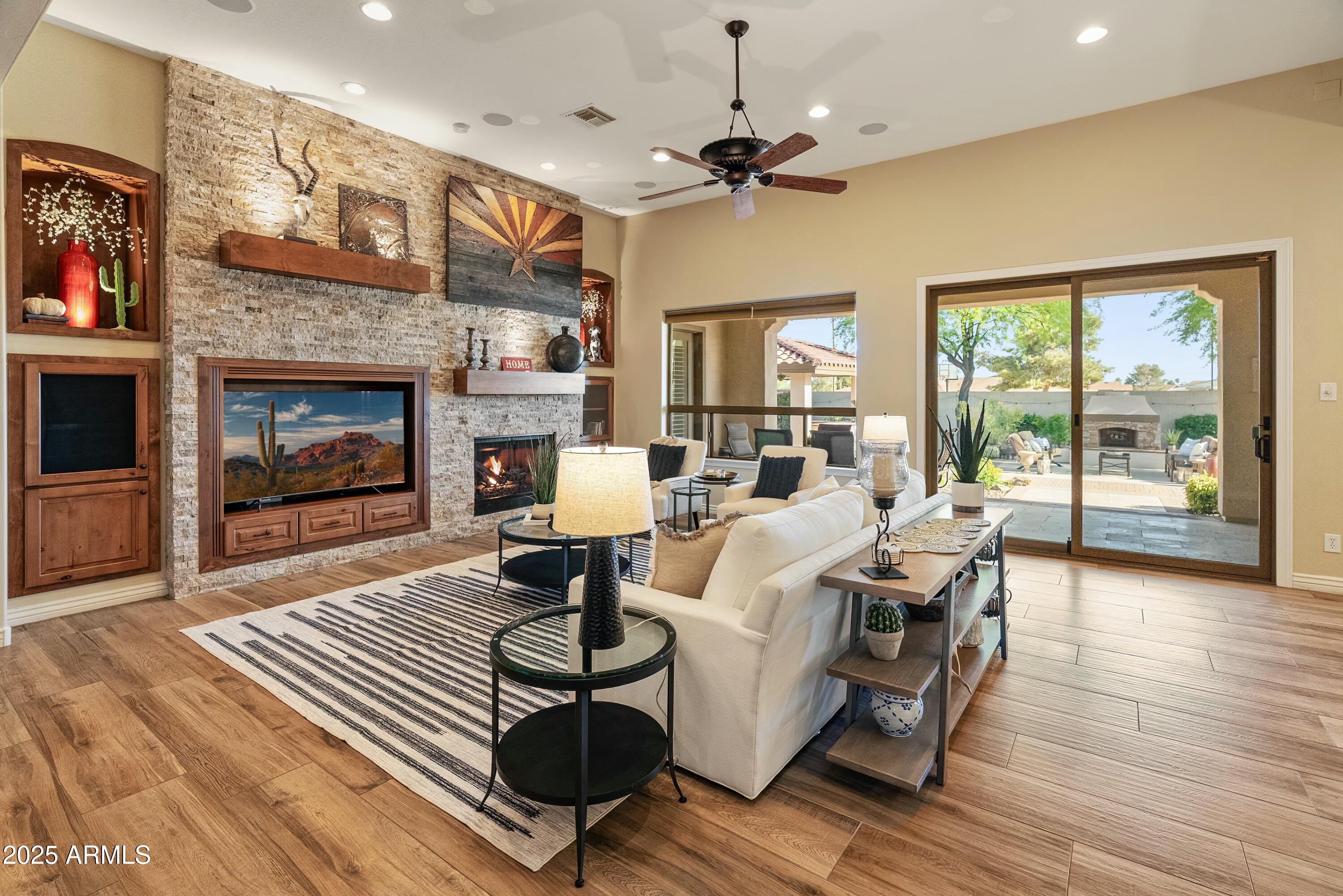 Glendale, Arizona 85308, United States, 5 Bedrooms Bedrooms, ,5 BathroomsBathrooms,Residential,Active,118296