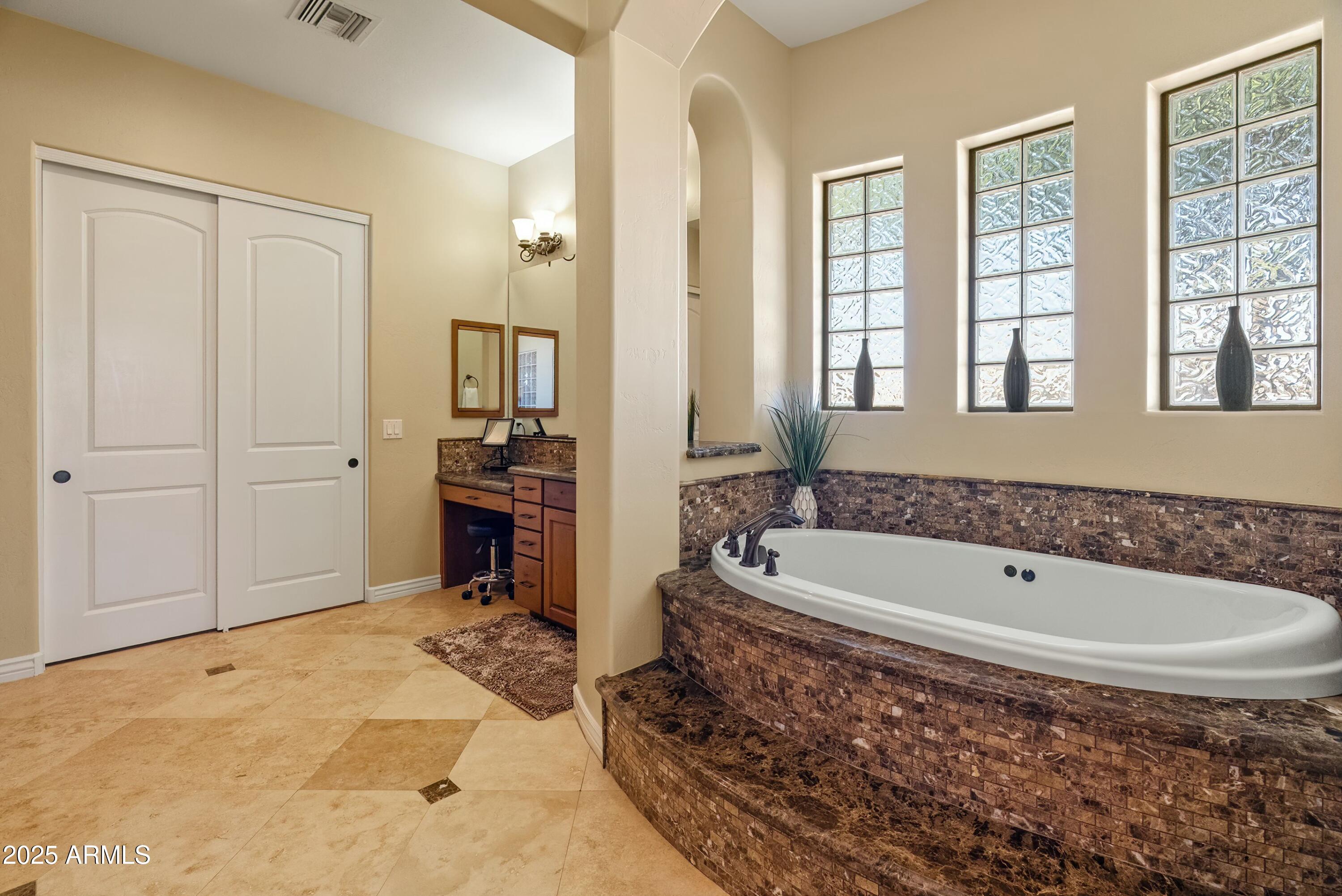 Glendale, Arizona 85308, United States, 5 Bedrooms Bedrooms, ,5 BathroomsBathrooms,Residential,Active,118296