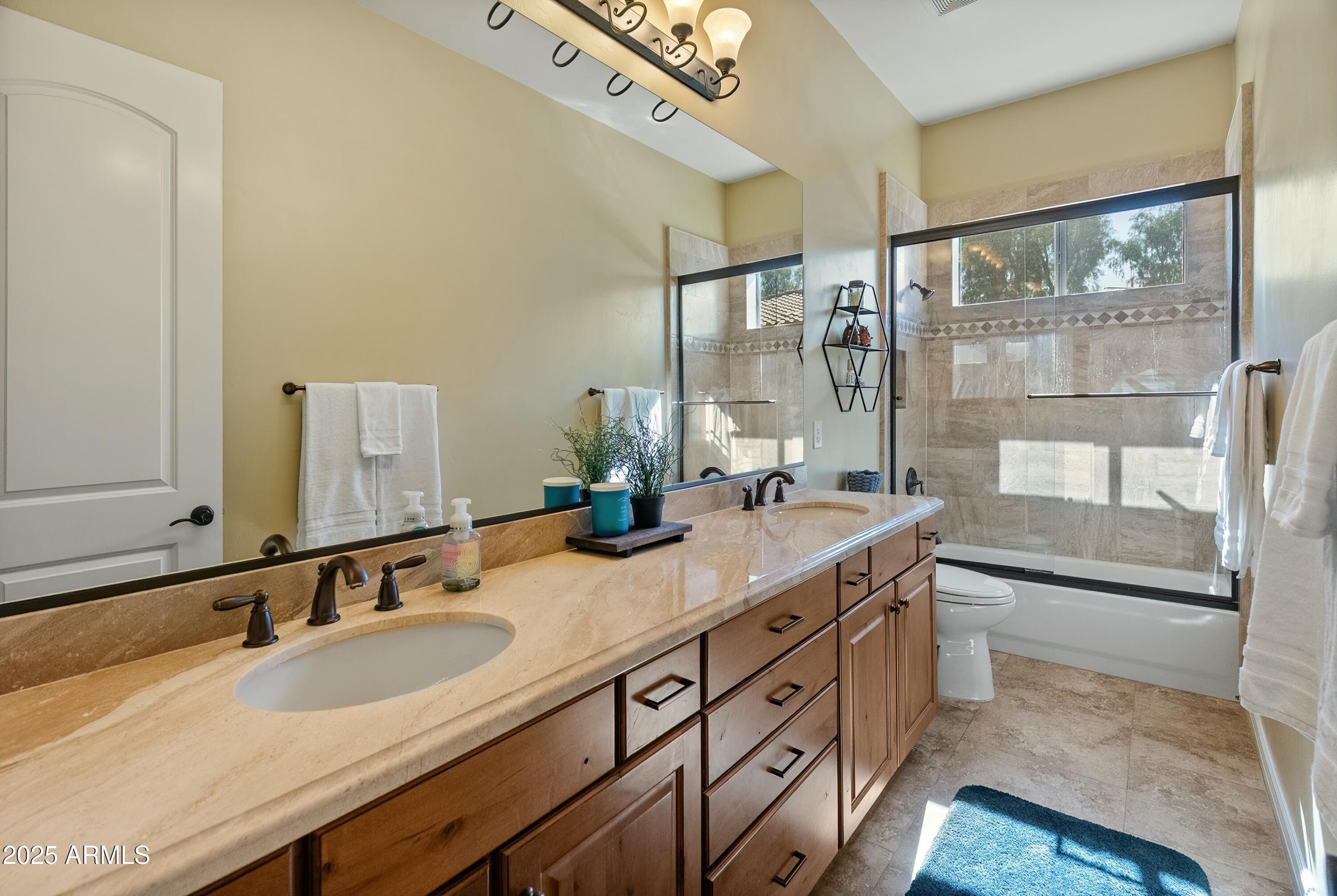 Glendale, Arizona 85308, United States, 5 Bedrooms Bedrooms, ,5 BathroomsBathrooms,Residential,Active,118296