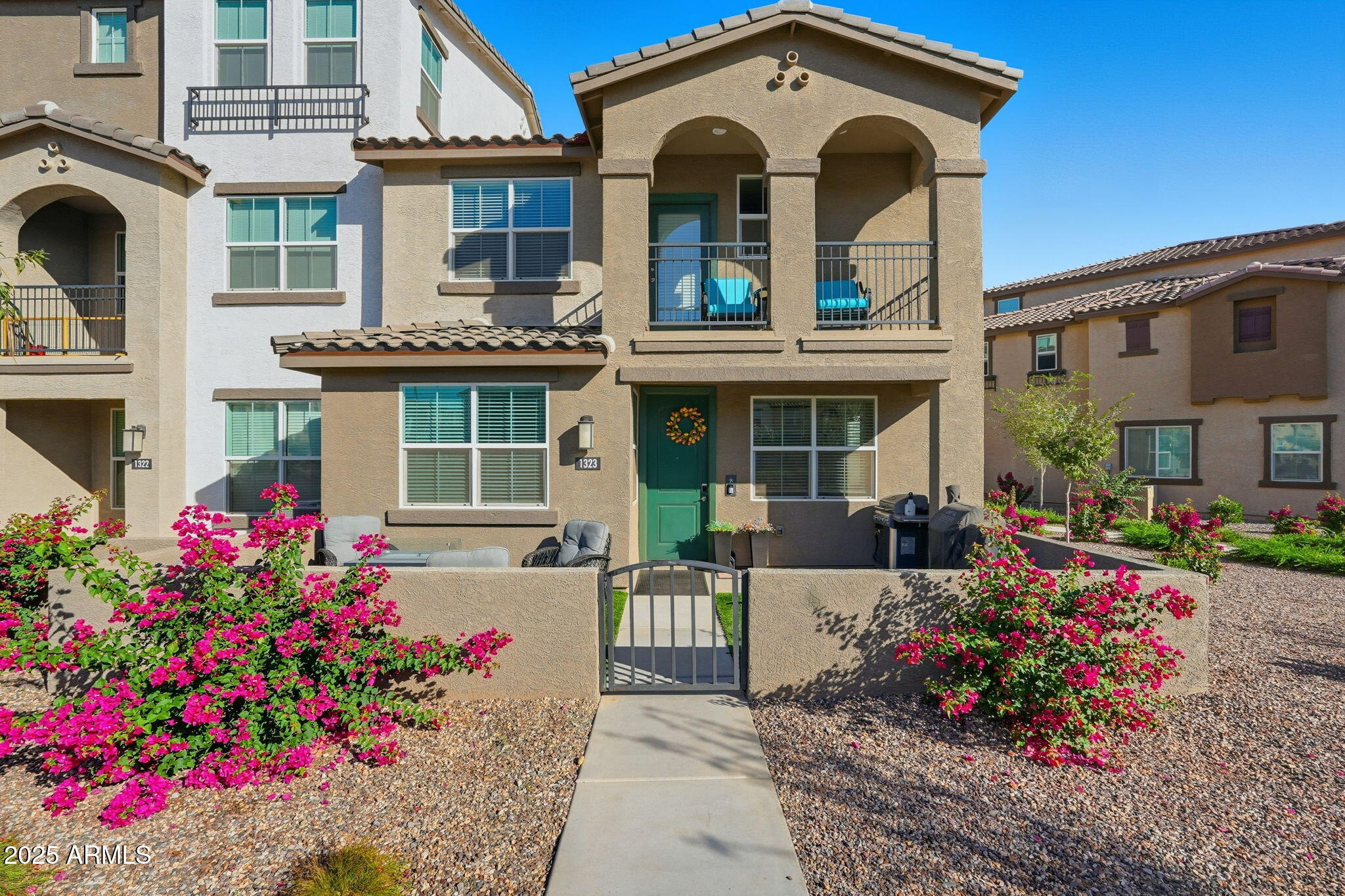 1255 N ARIZONA Avenue N 1323