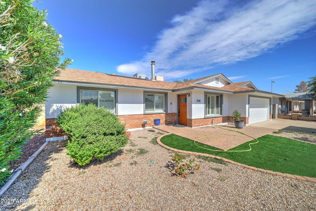 Photo of 1938 E Greenway Drive, Tempe, AZ 85282 (MLS # 6934535)