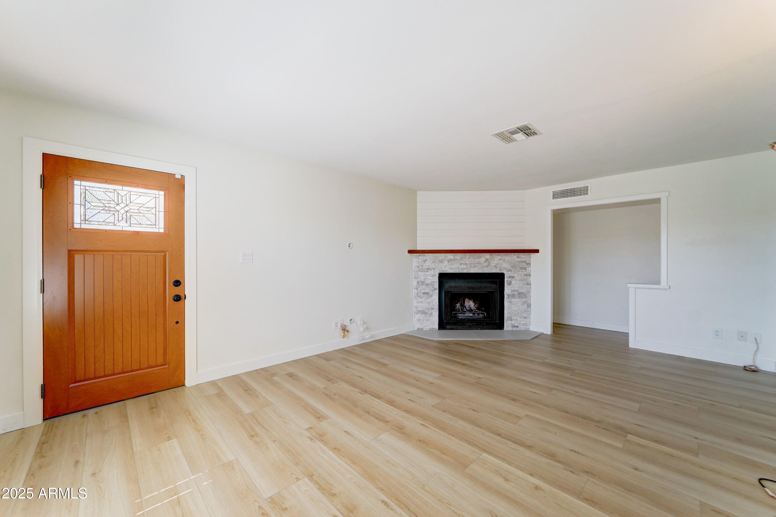 1938 E GREENWAY Drive