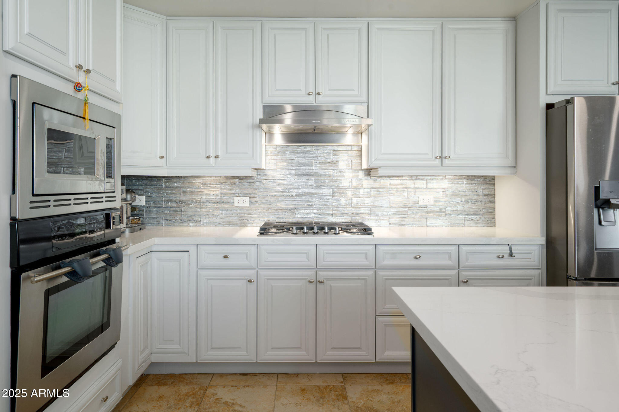 140 E RIO SALADO Parkway 509