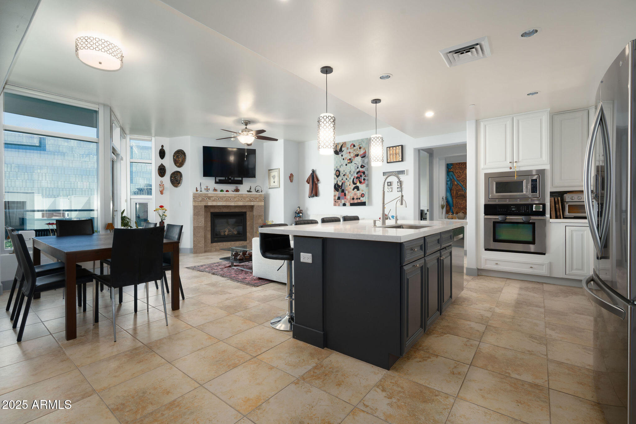 140 E RIO SALADO Parkway 509