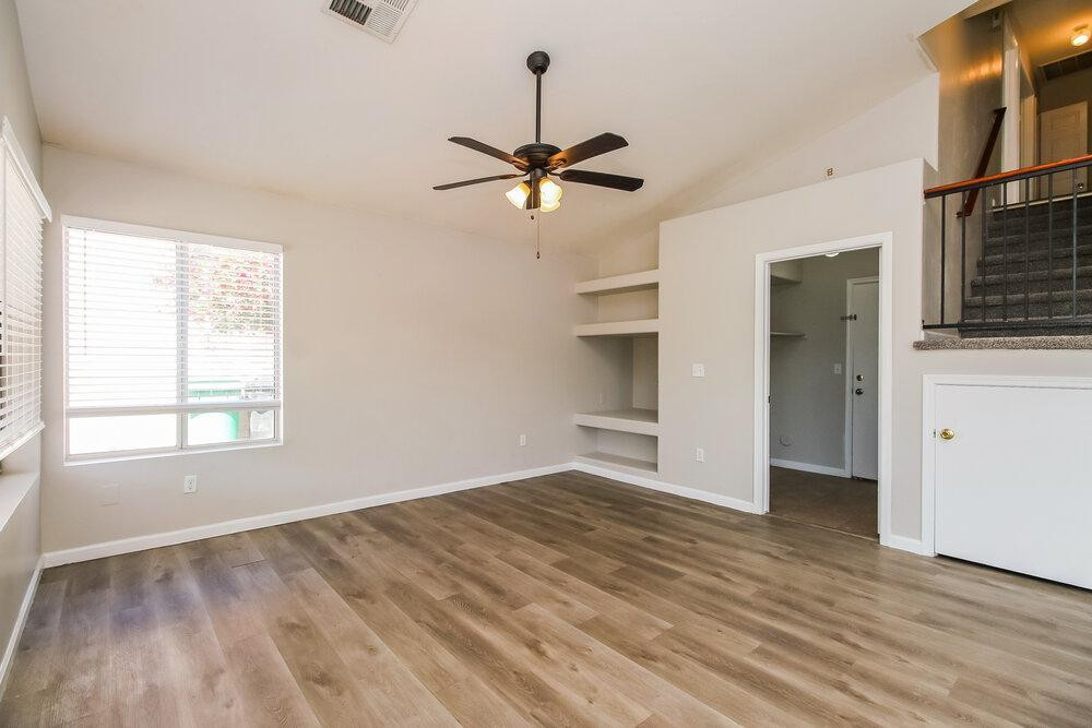 7521 E Laguna Azul Avenue