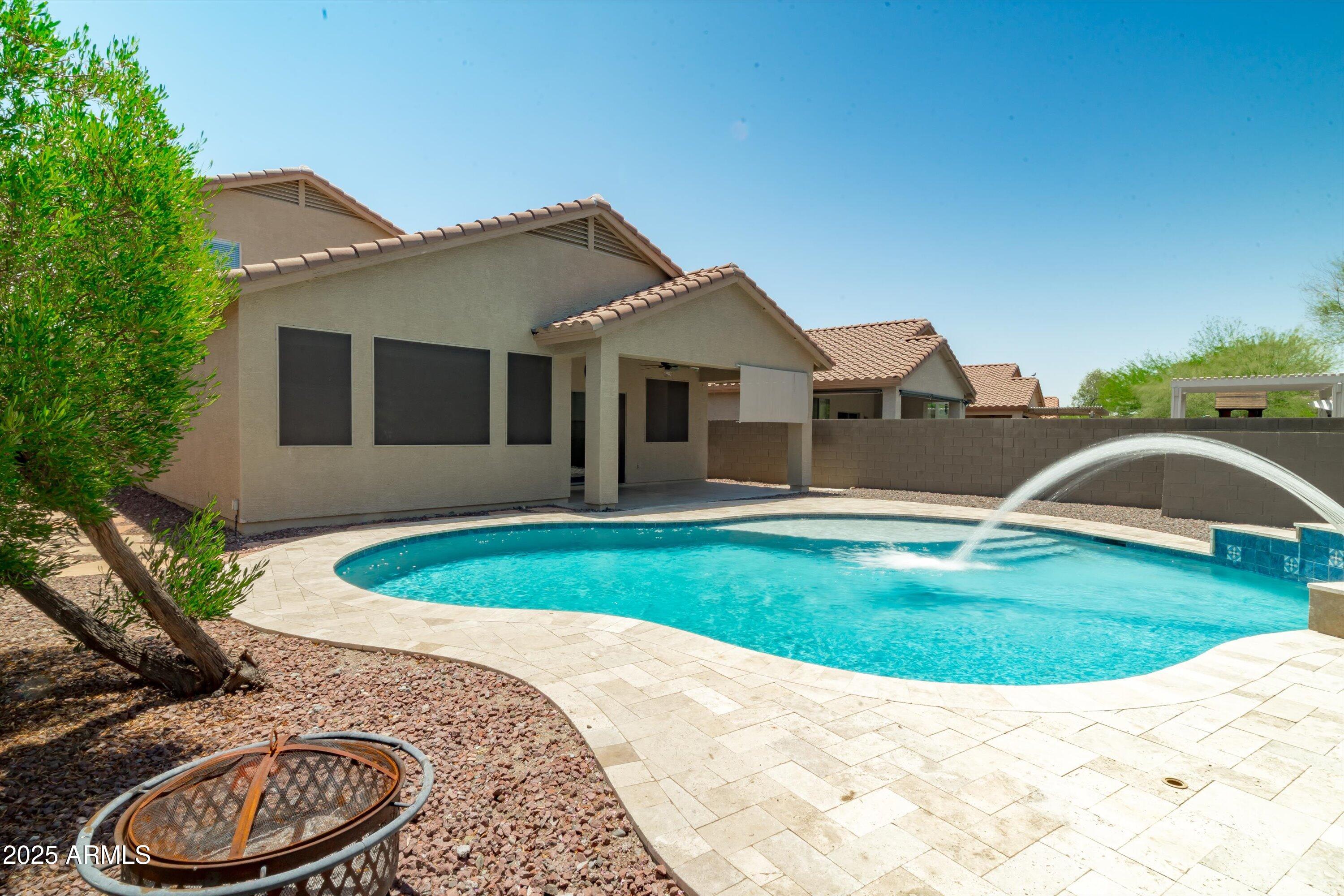 43332 N Vista Hills Drive