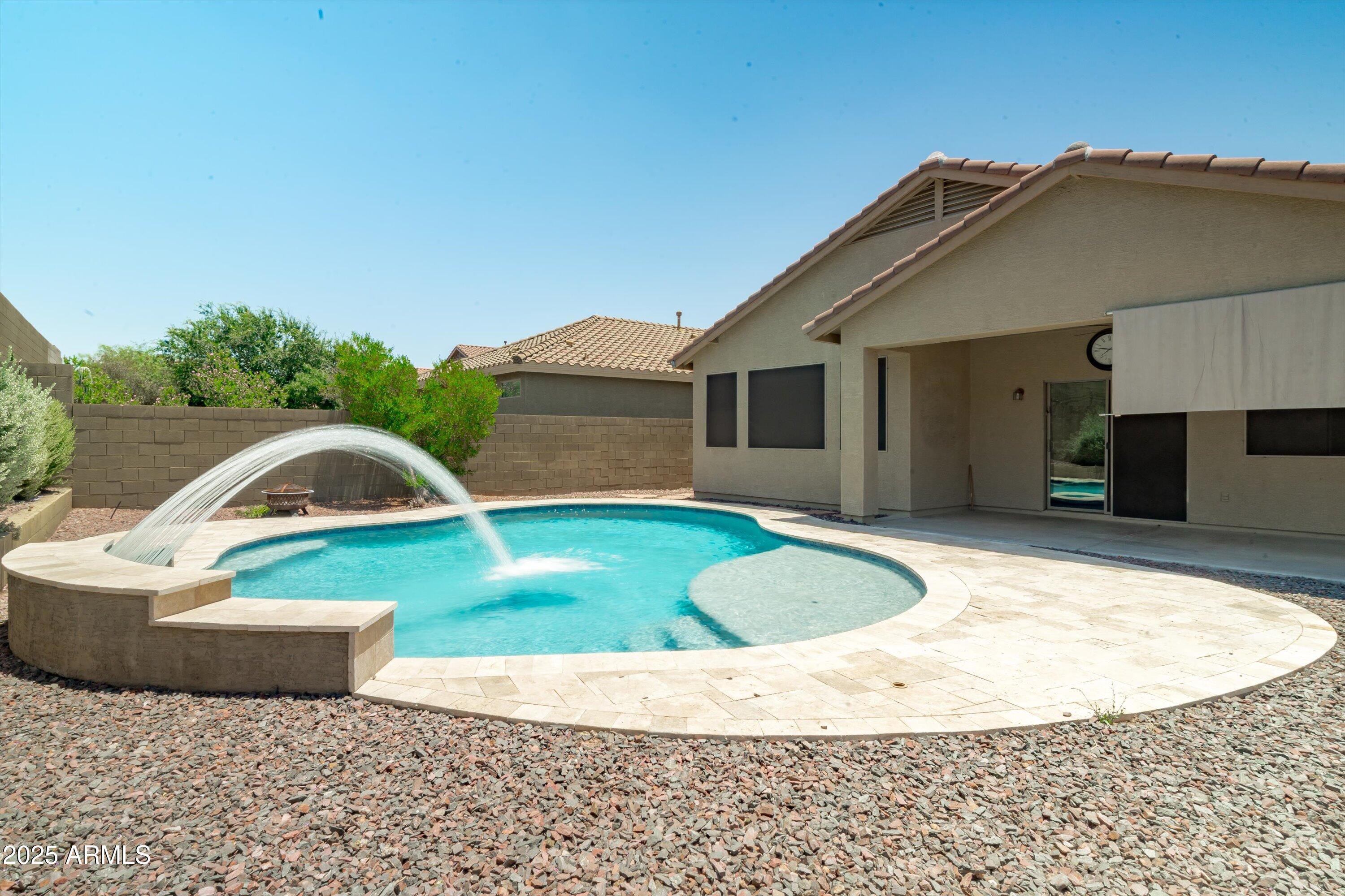 43332 N Vista Hills Drive