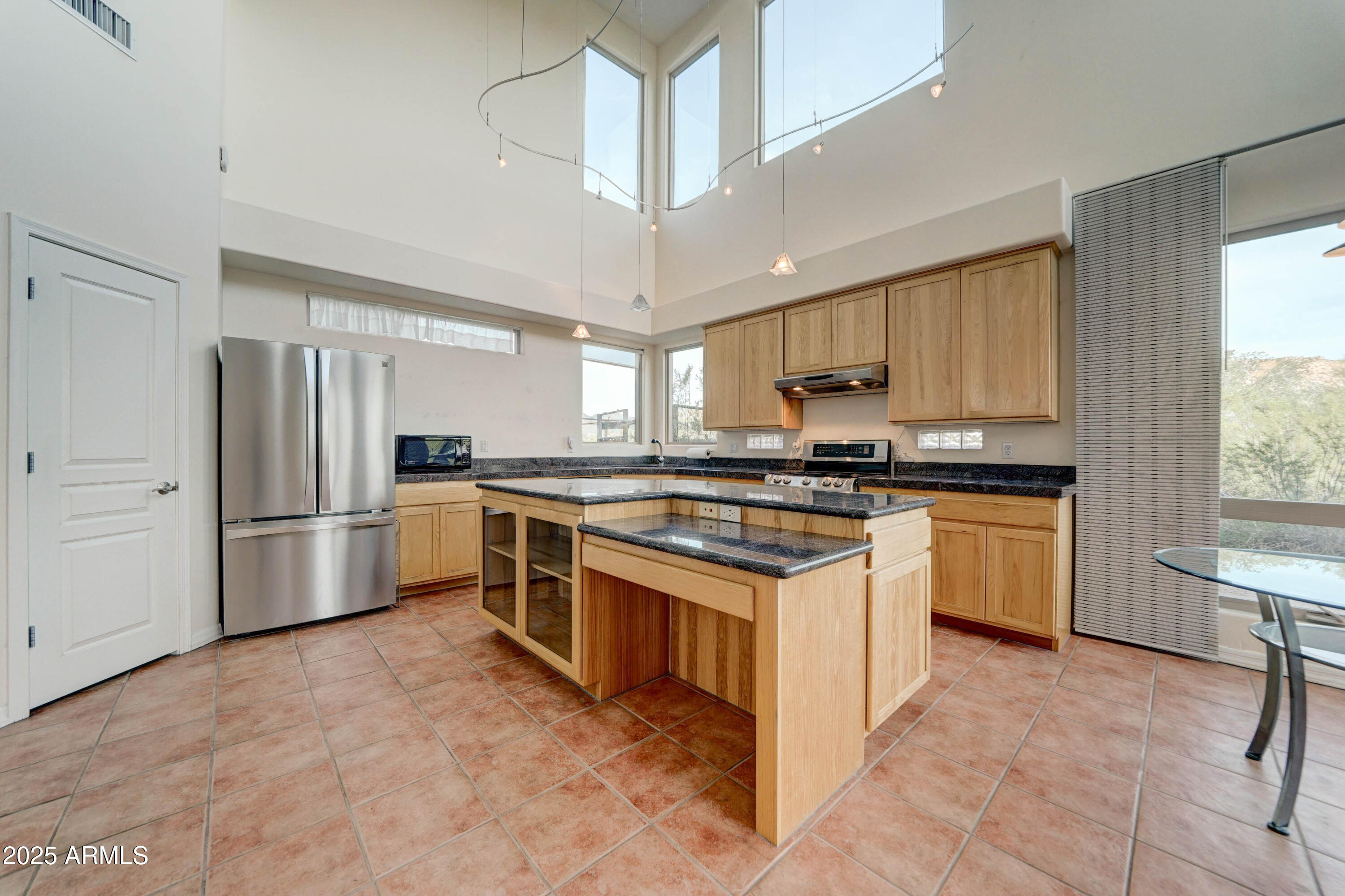 132 E KANIKSU Street