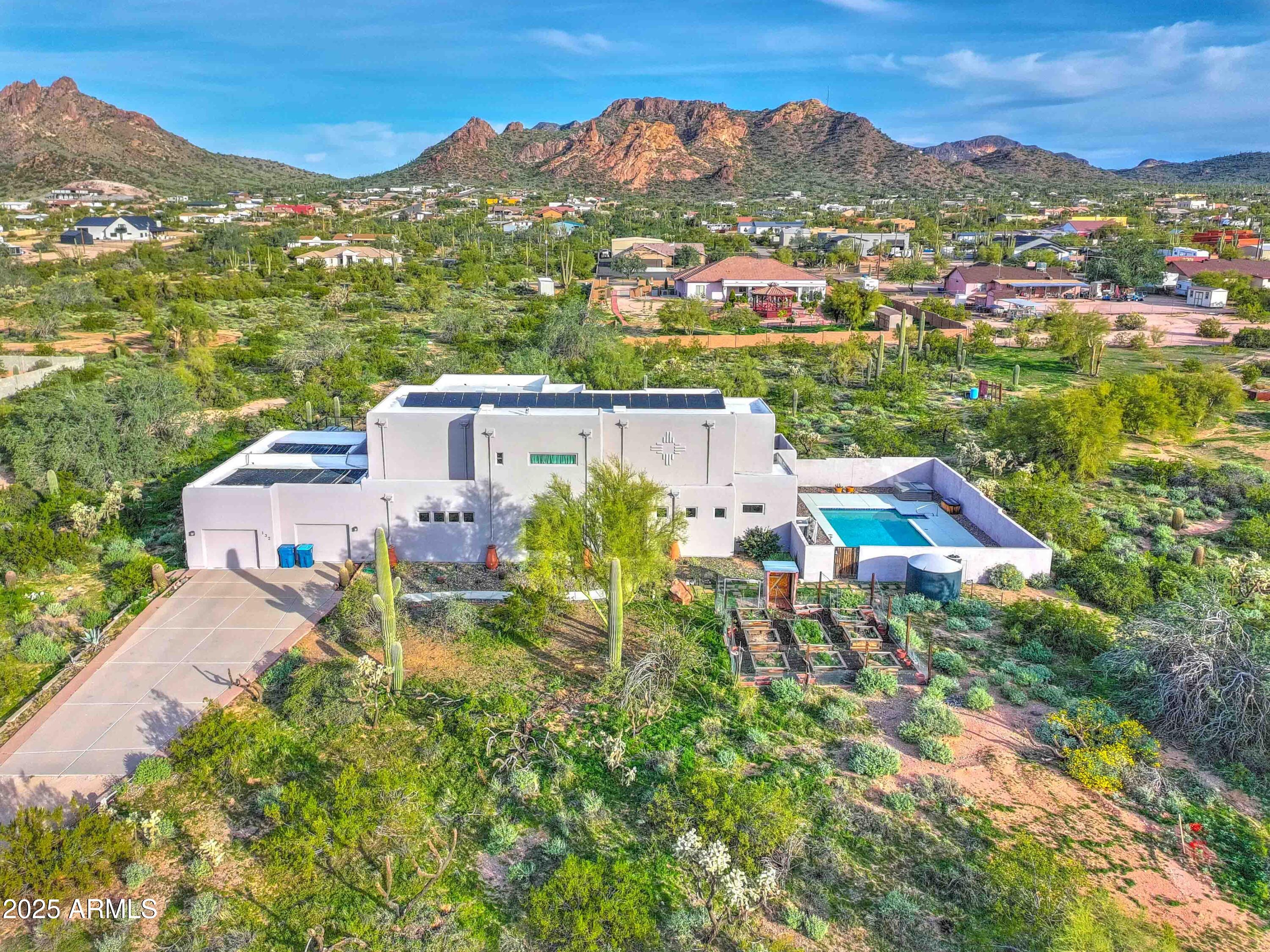 132 E KANIKSU Street