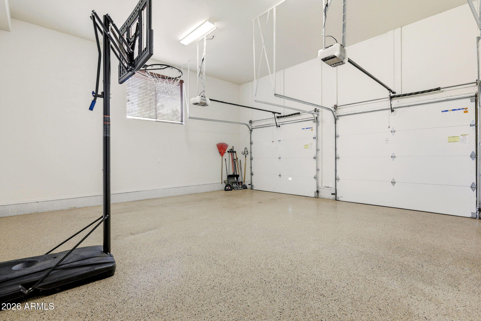 STARWOOD ESTATES - Residential