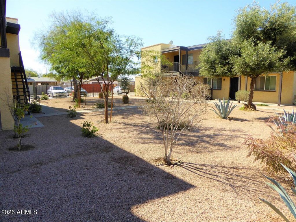 Photo of 815 W Ray Road, Chandler, AZ 85225 (MLS # 7019445)