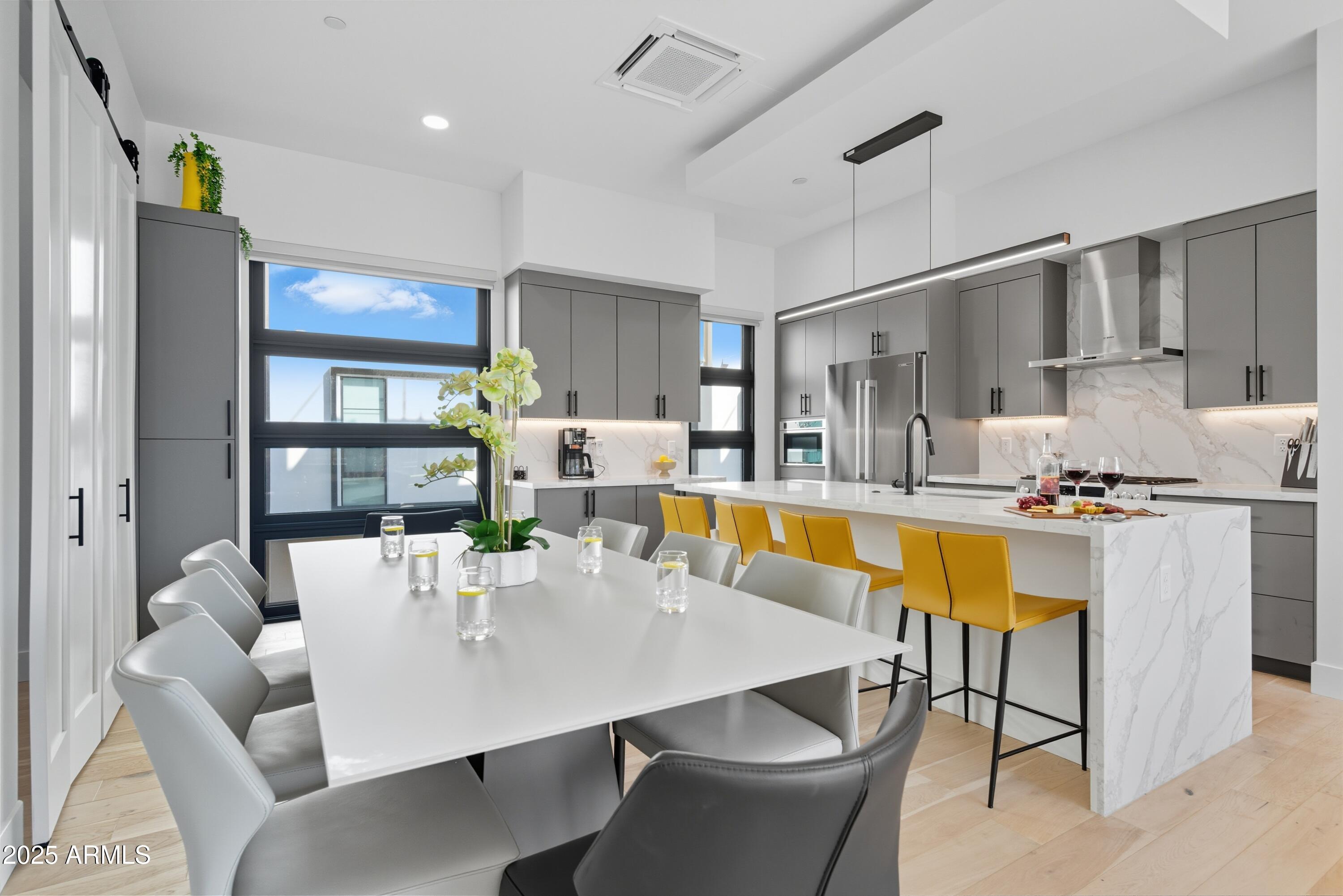 1501 N MILLER Road 1015