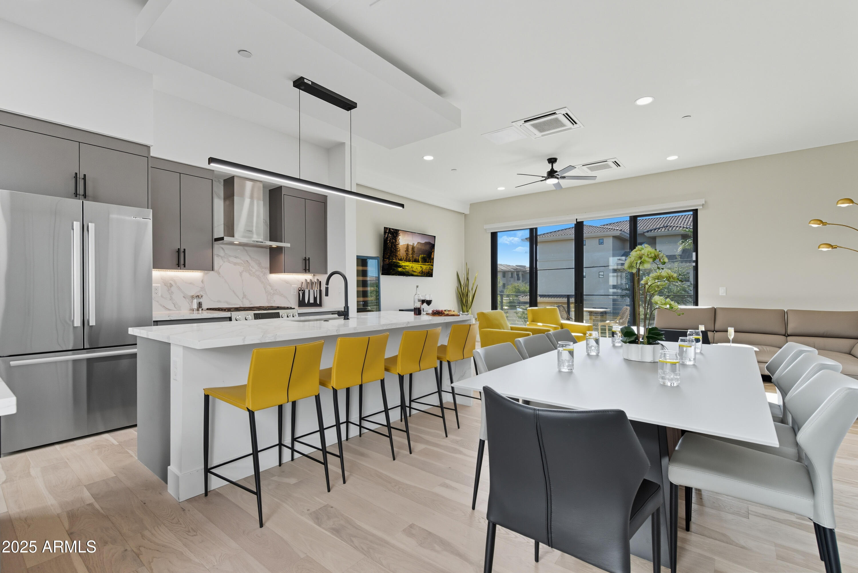 1501 N MILLER Road 1015