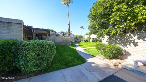 Photo of 4800 N 68th Street #345, Scottsdale, AZ 85251 (MLS # 6953598)