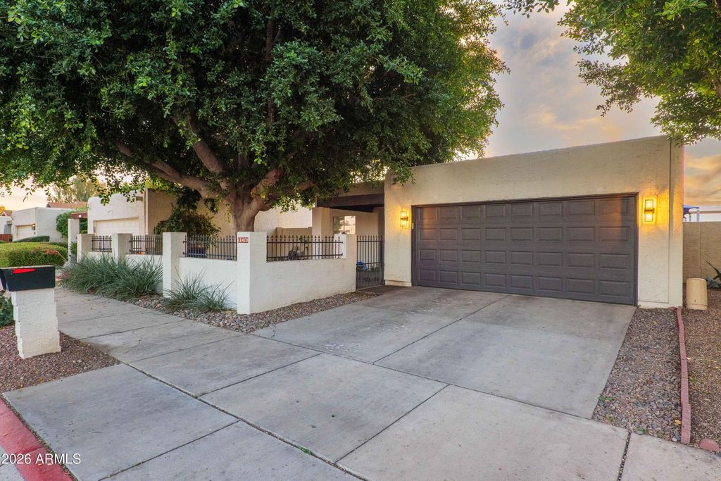 Photo of 11418 N 30th Avenue, Phoenix, AZ 85029 (MLS # 6976562)