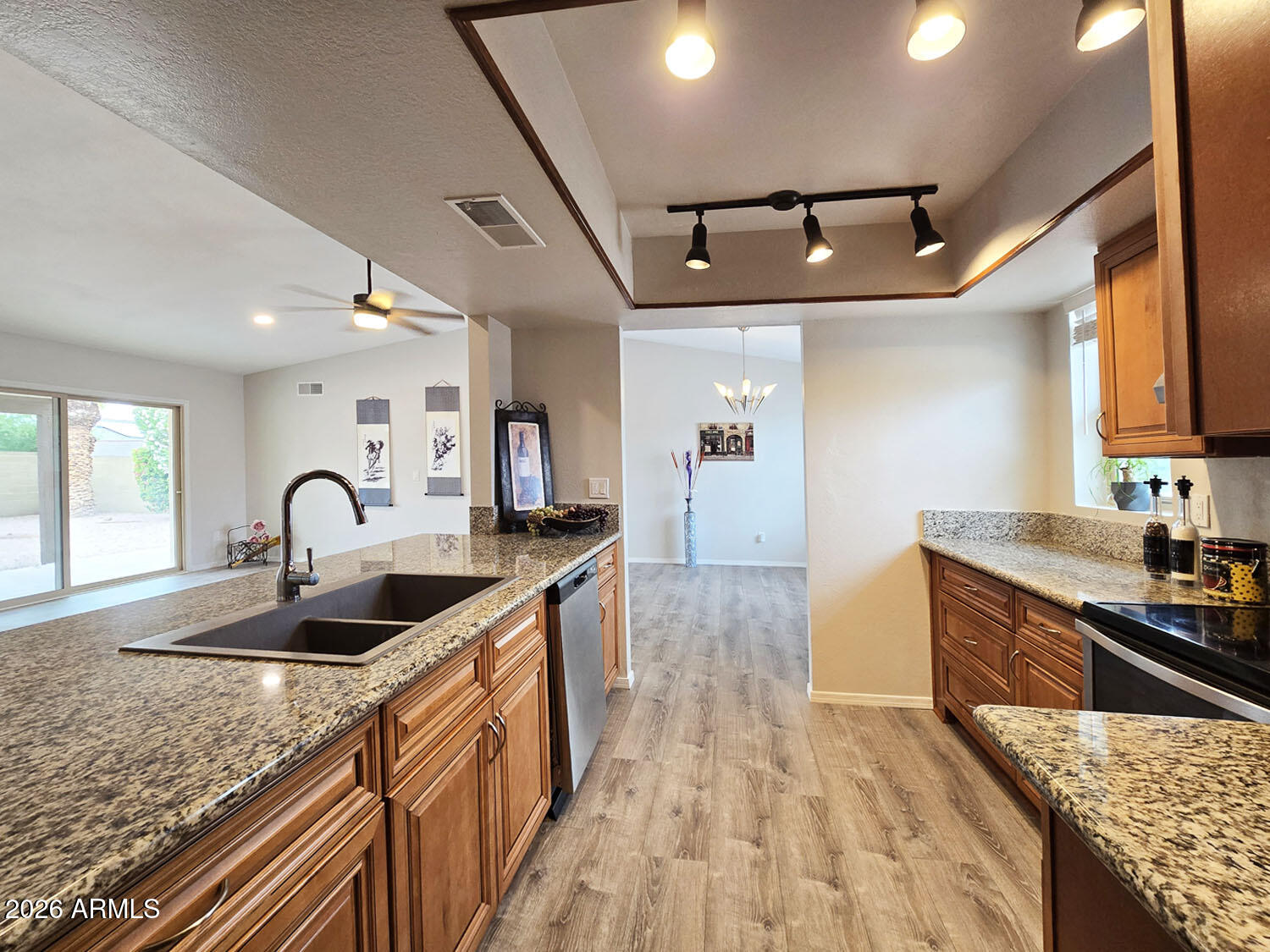 2326 W STOTTLER Drive