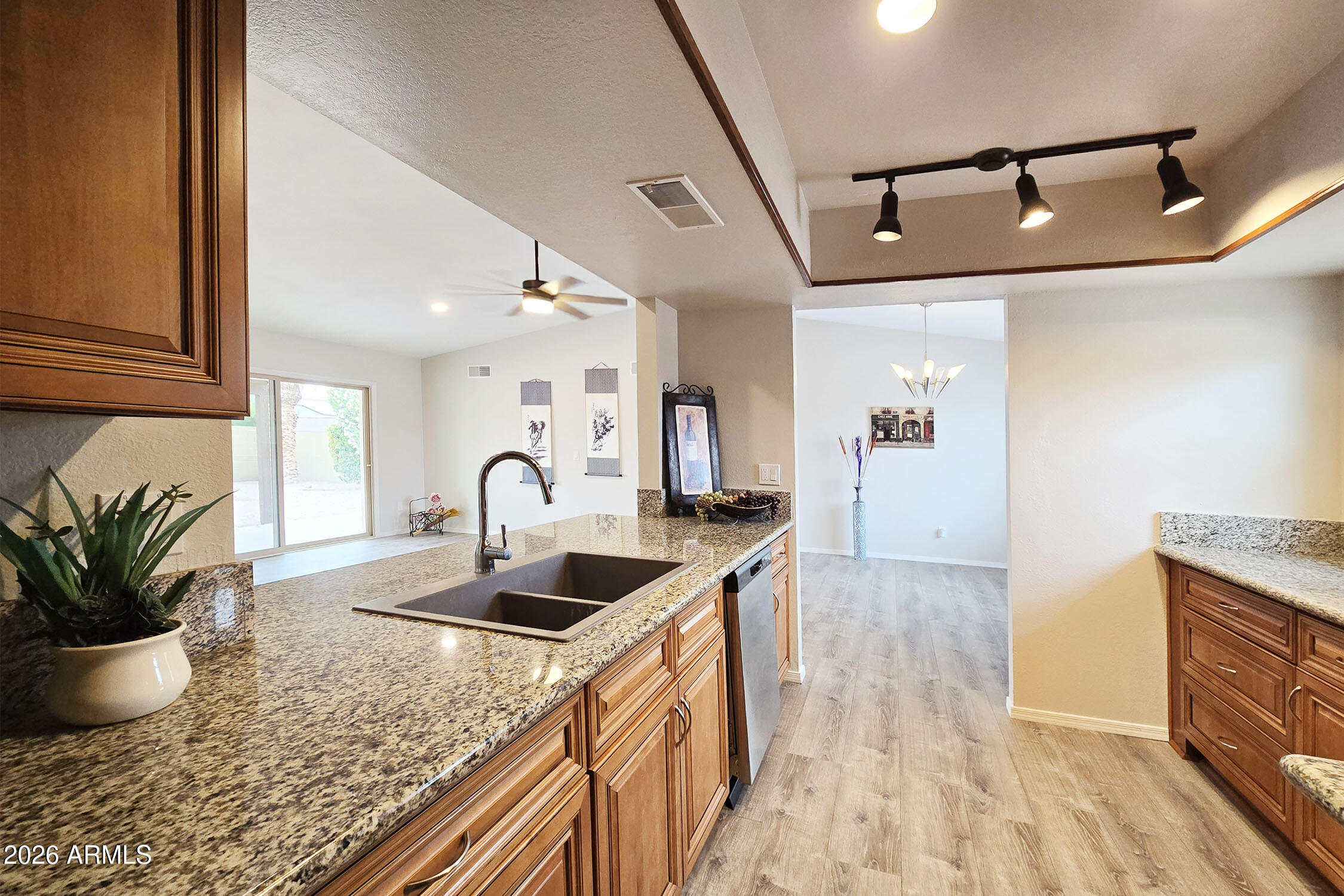 2326 W STOTTLER Drive