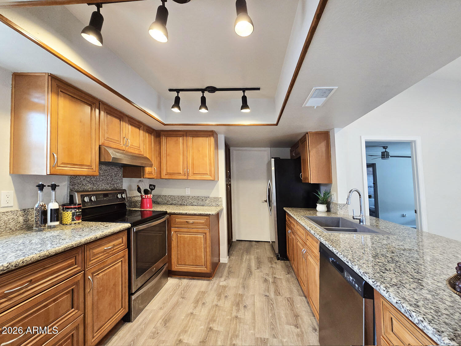 2326 W STOTTLER Drive