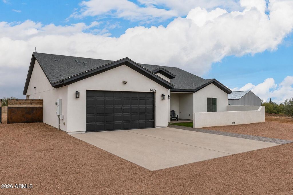 Photo of 1427 E Whiteley Street, Apache Junction, AZ 85119 (MLS # 6985264)