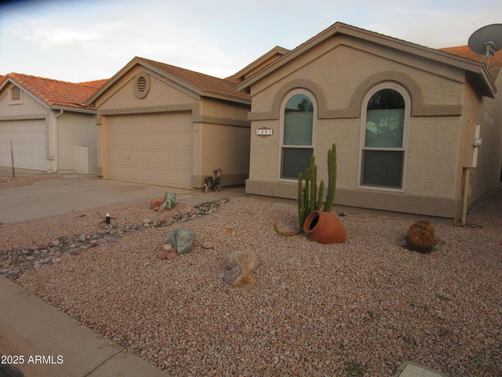 Photo of 1891 E Westchester Drive, Chandler, AZ 85249 (MLS # 6922244)