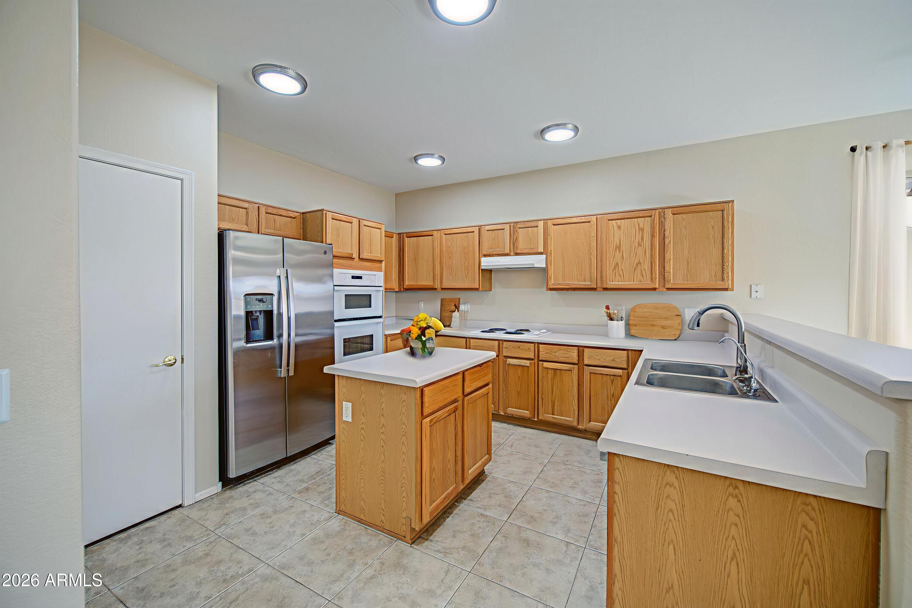 Properties 4 1451 E WINGED FOOT Drive