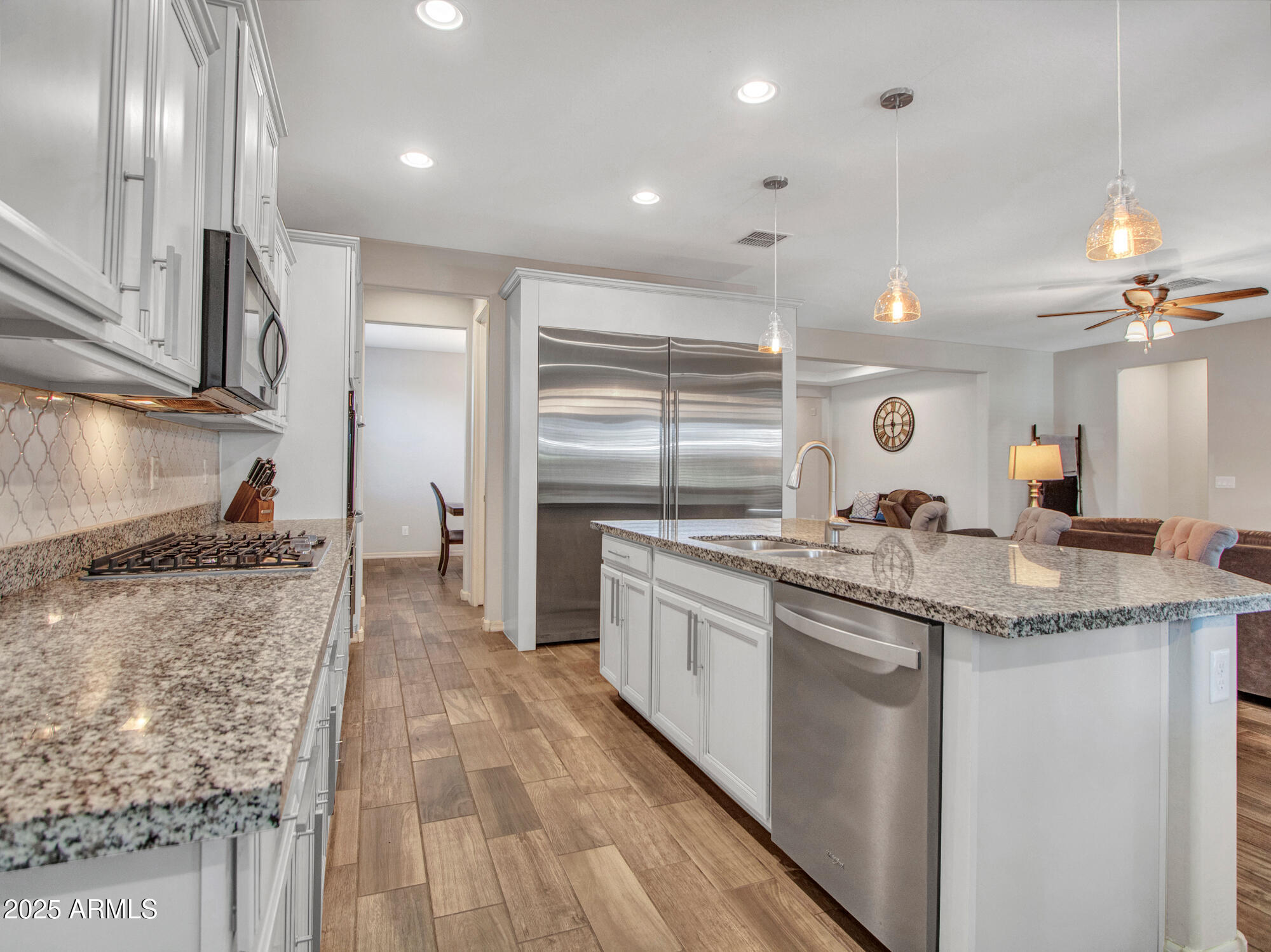 Litchfield Park, Arizona 85340, United States, 4 Bedrooms Bedrooms, ,3 BathroomsBathrooms,Residential,Active,220484