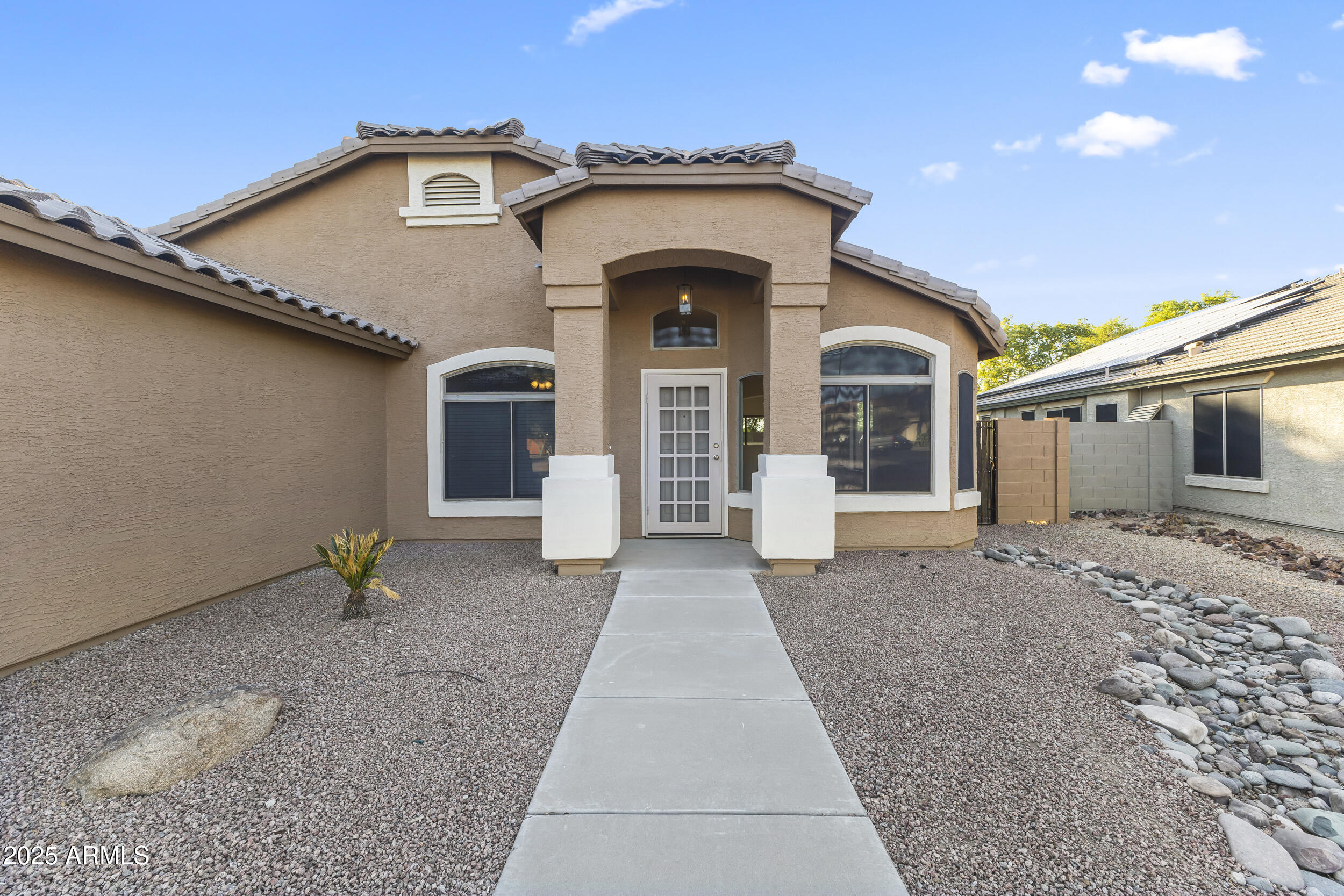 2322 S 162ND Lane