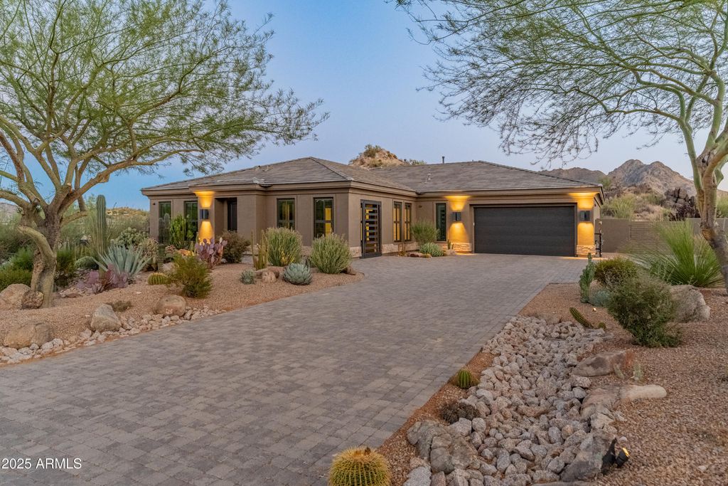 Photo of 11703 E Buckskin Trail, Scottsdale, AZ 85255 (MLS # 6903088)