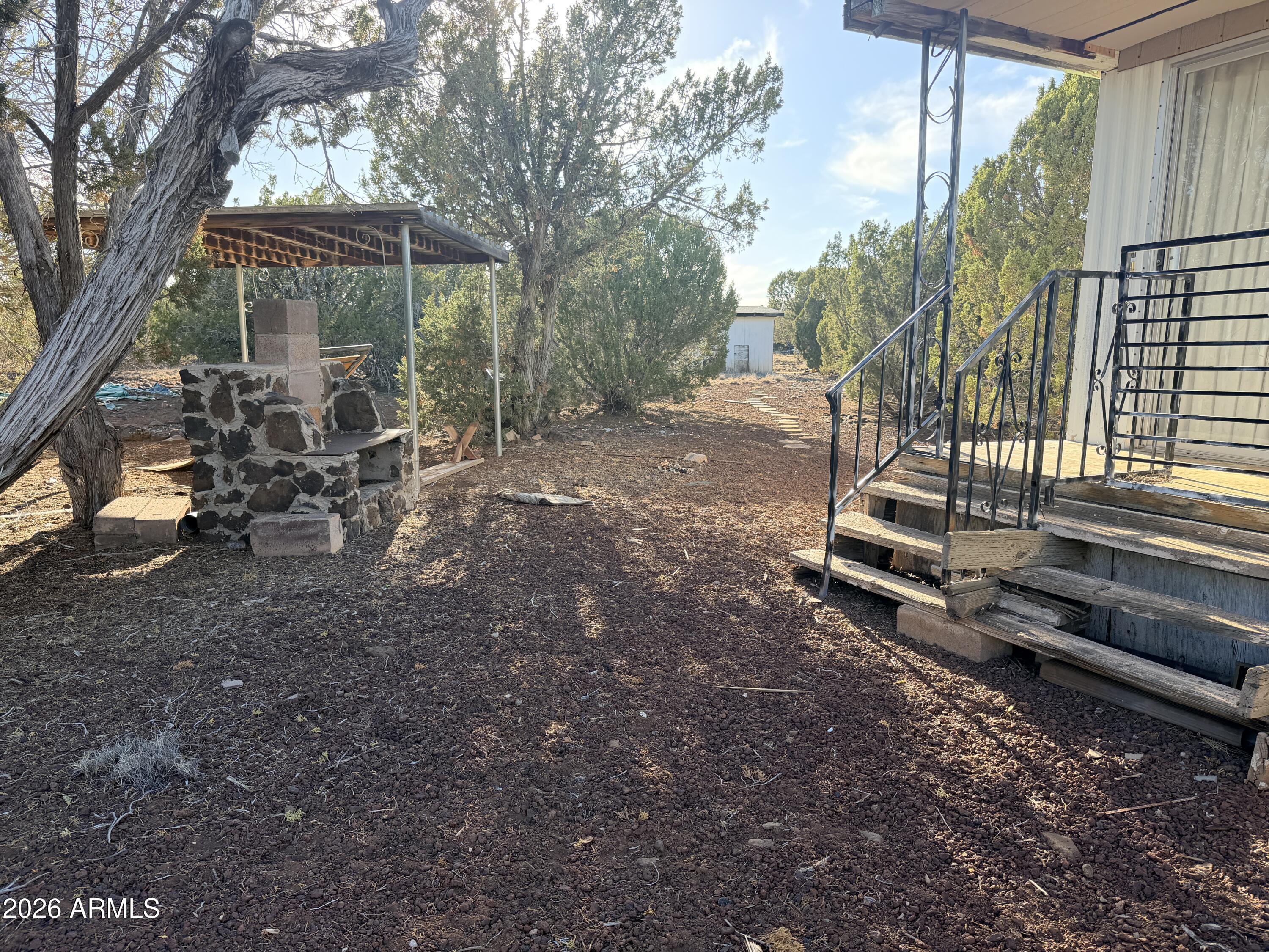 9070 PINTO Trail -