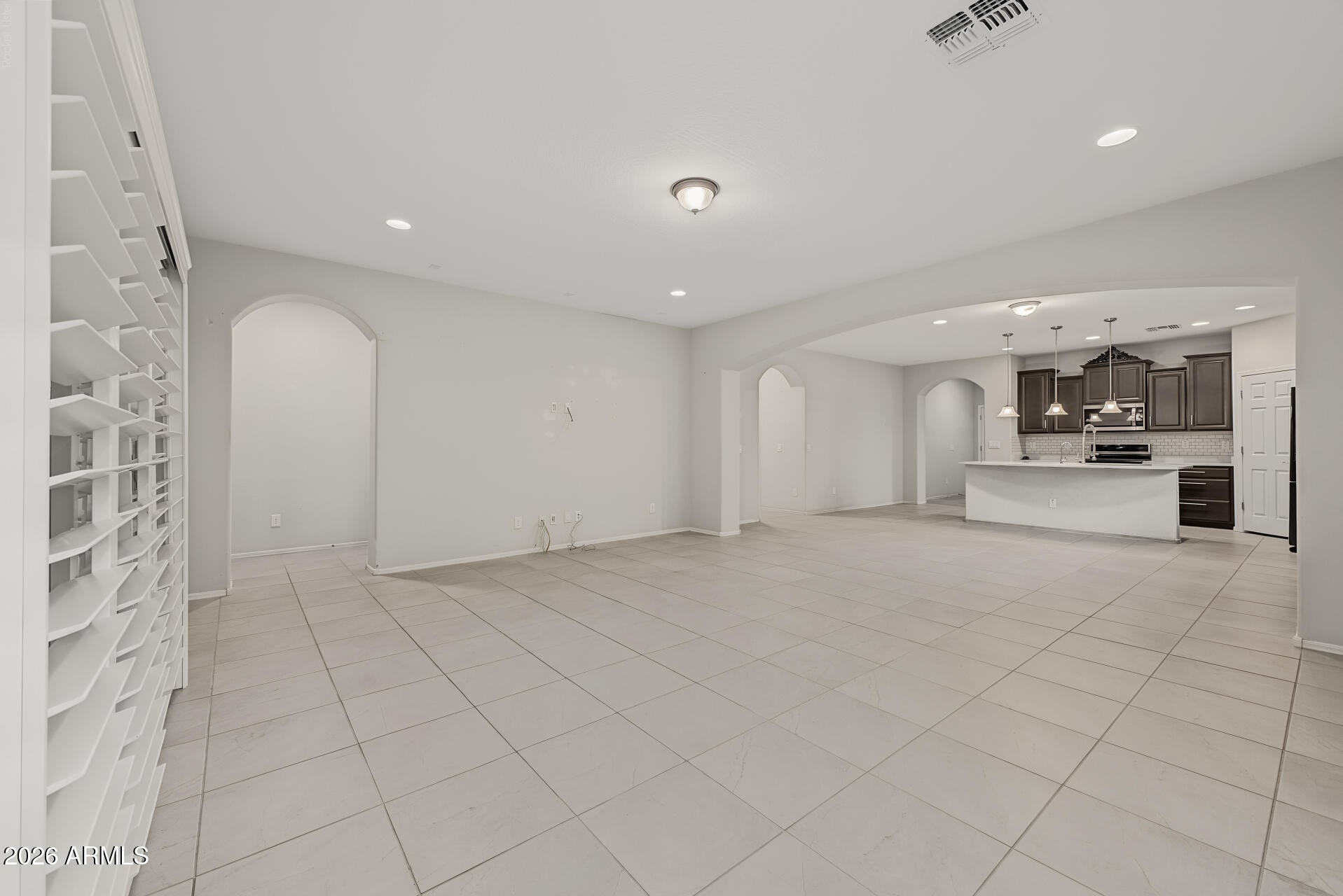 3613 N ASTORIA Drive