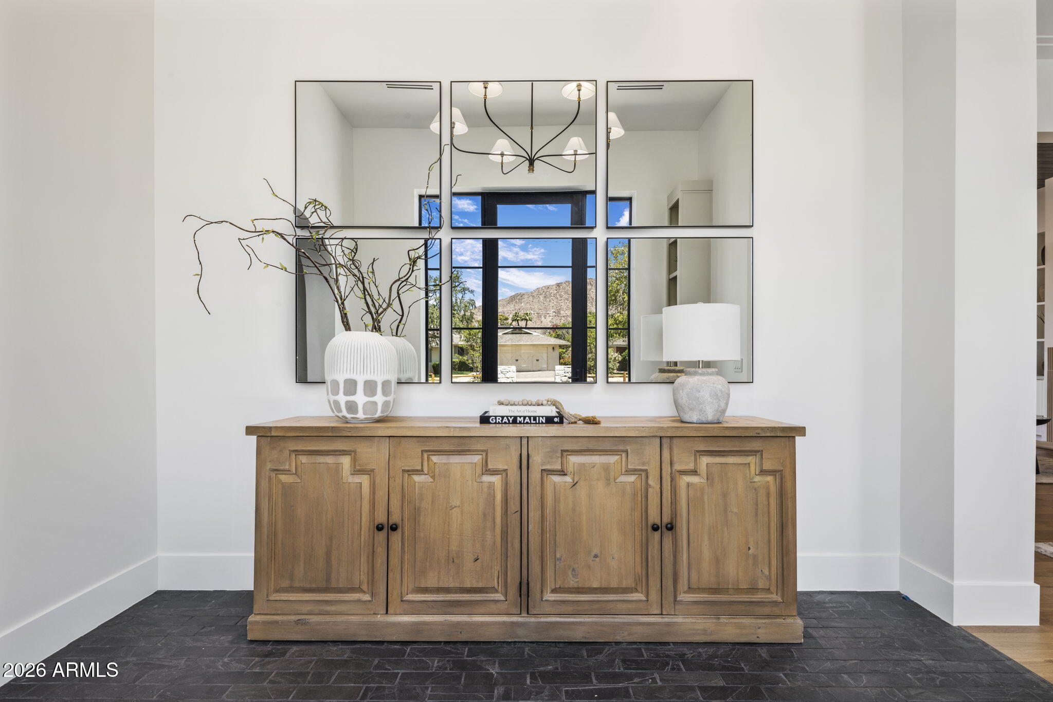 5935 E CALLE TUBERIA --