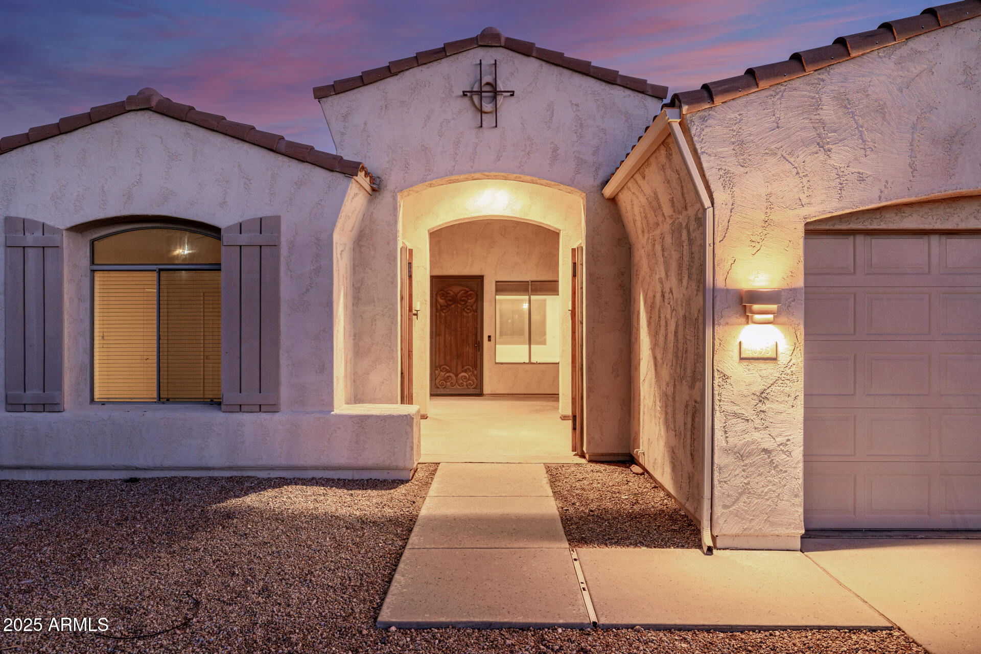 4093 S LAS VILLA Way