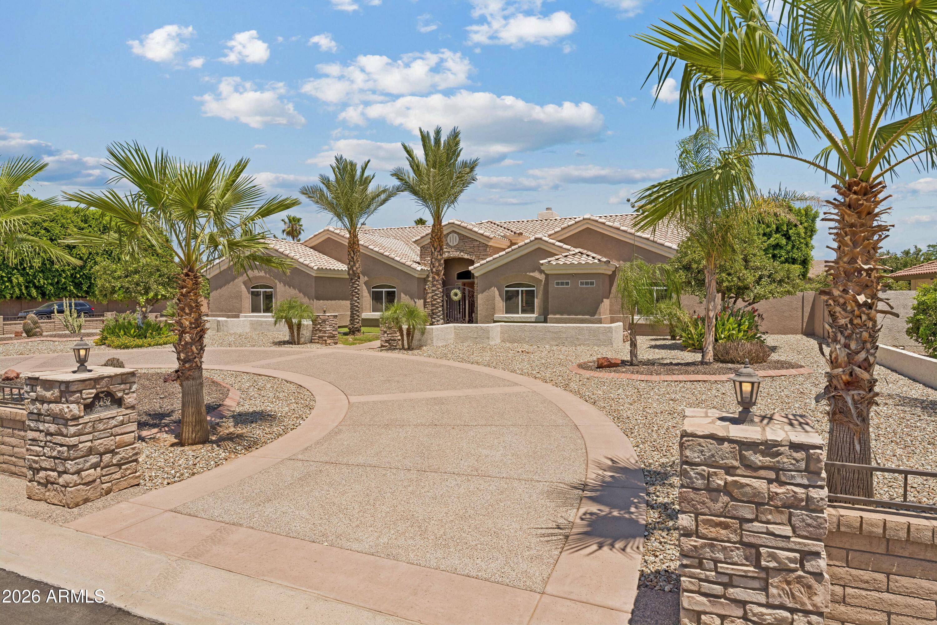 8452 W DONALD Drive