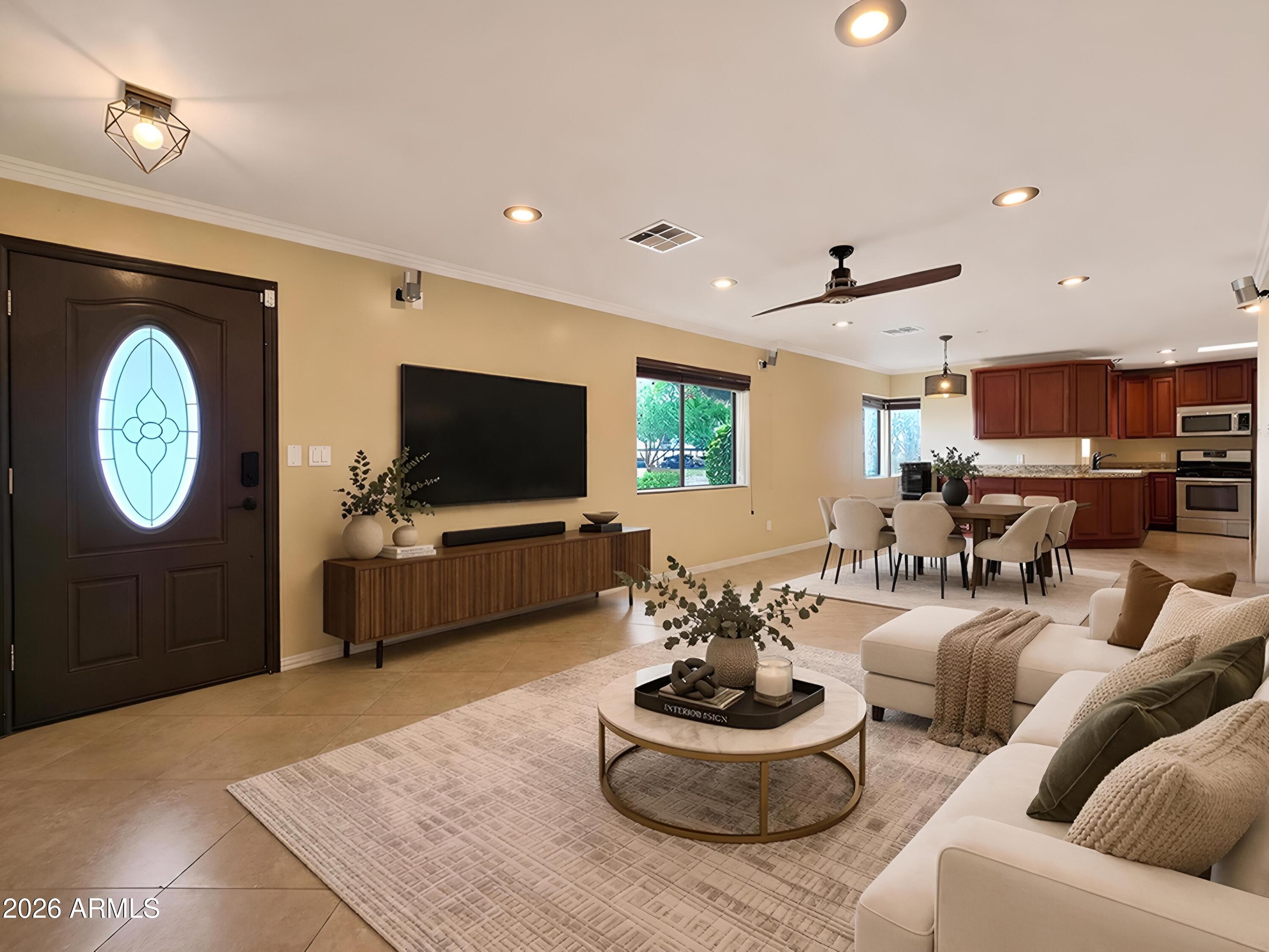 1832 W NORTHVIEW Avenue