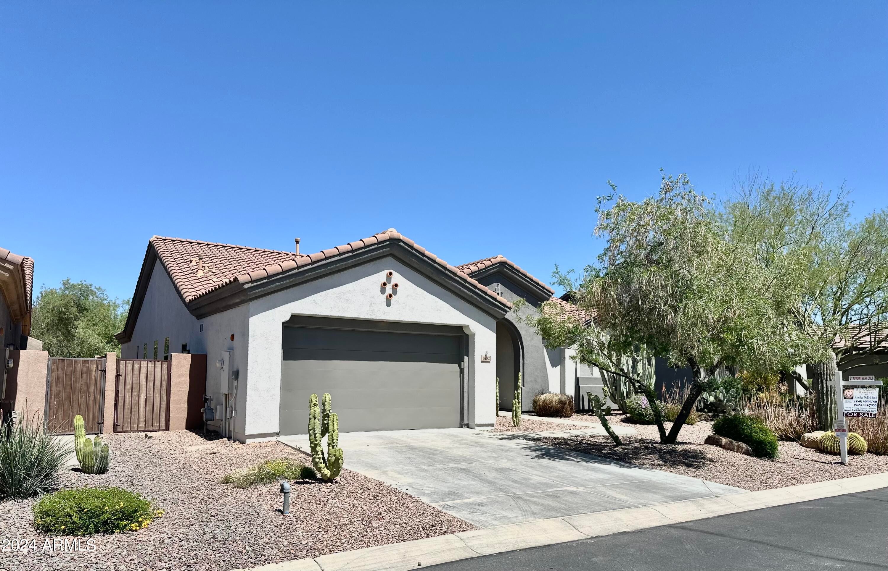 1682 W AINSWORTH Drive