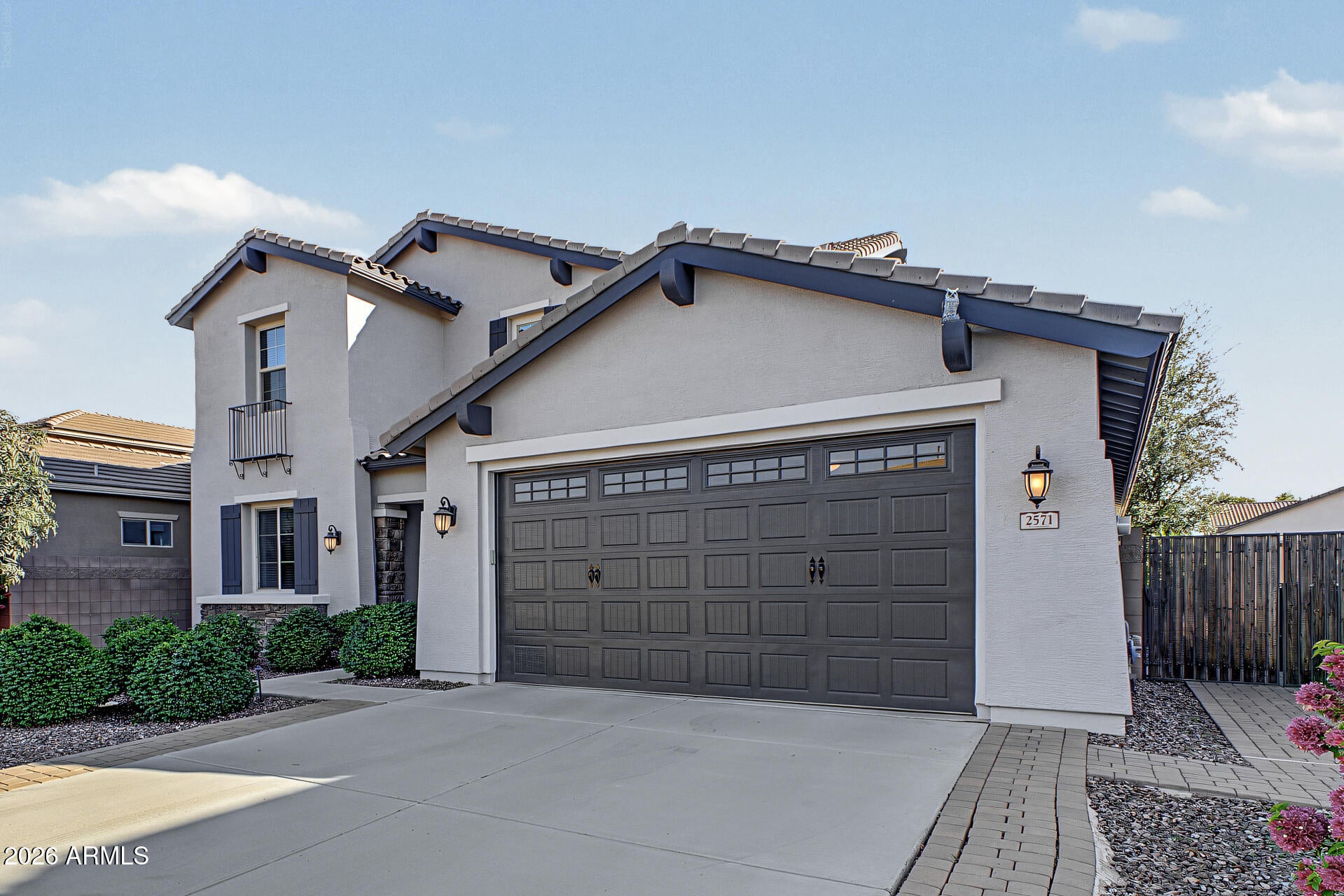2571 E TIFFANY Way