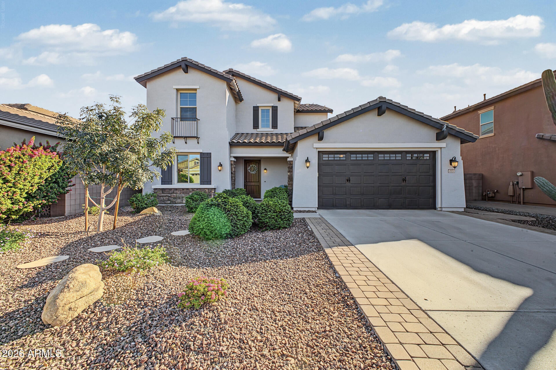 2571 E TIFFANY Way