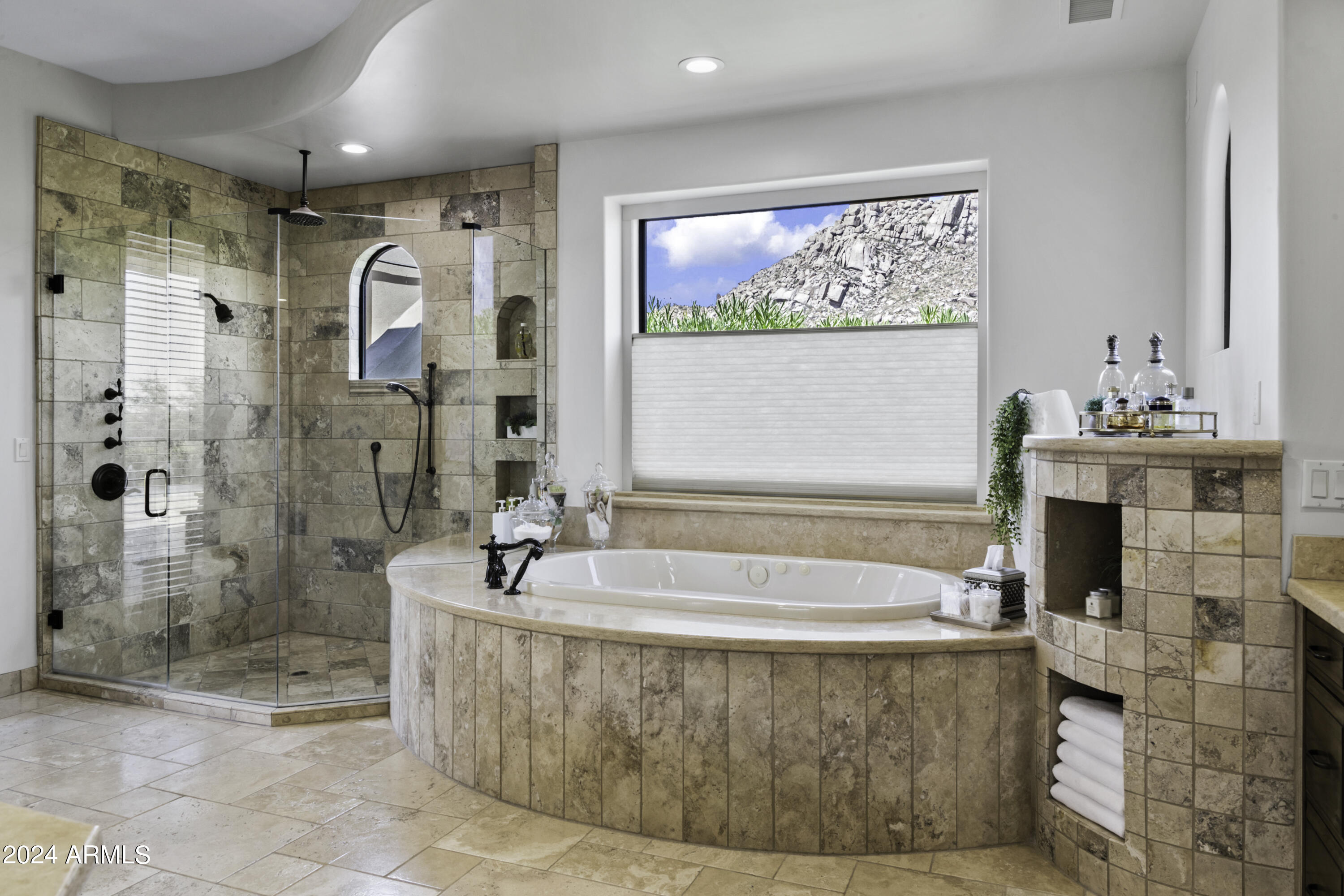 Scottsdale, Arizona, 85255, United States, 4 Bedrooms Bedrooms, ,4 BathroomsBathrooms,Residential,Active,2011198