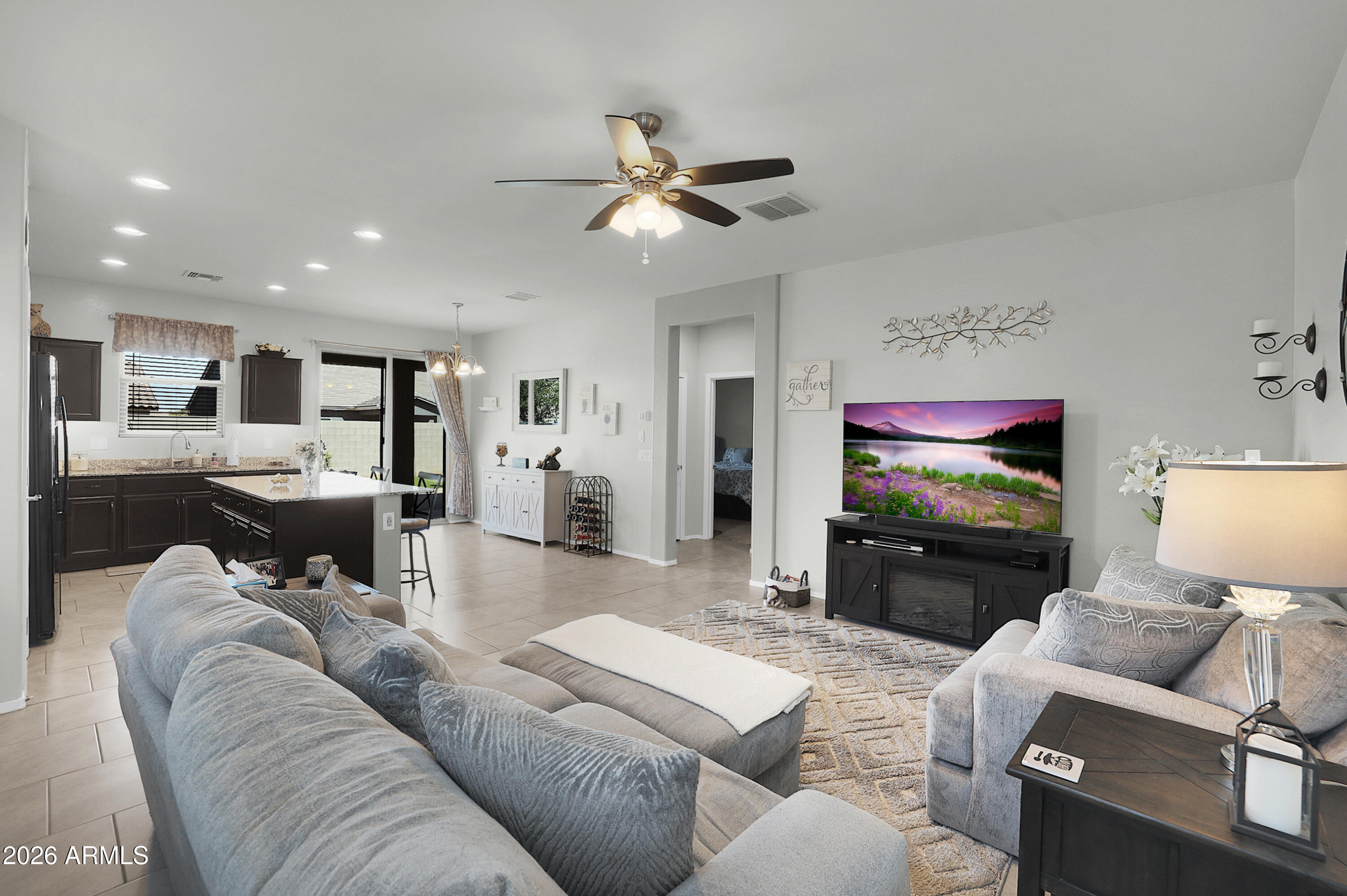 33957 N MENODORA Lane