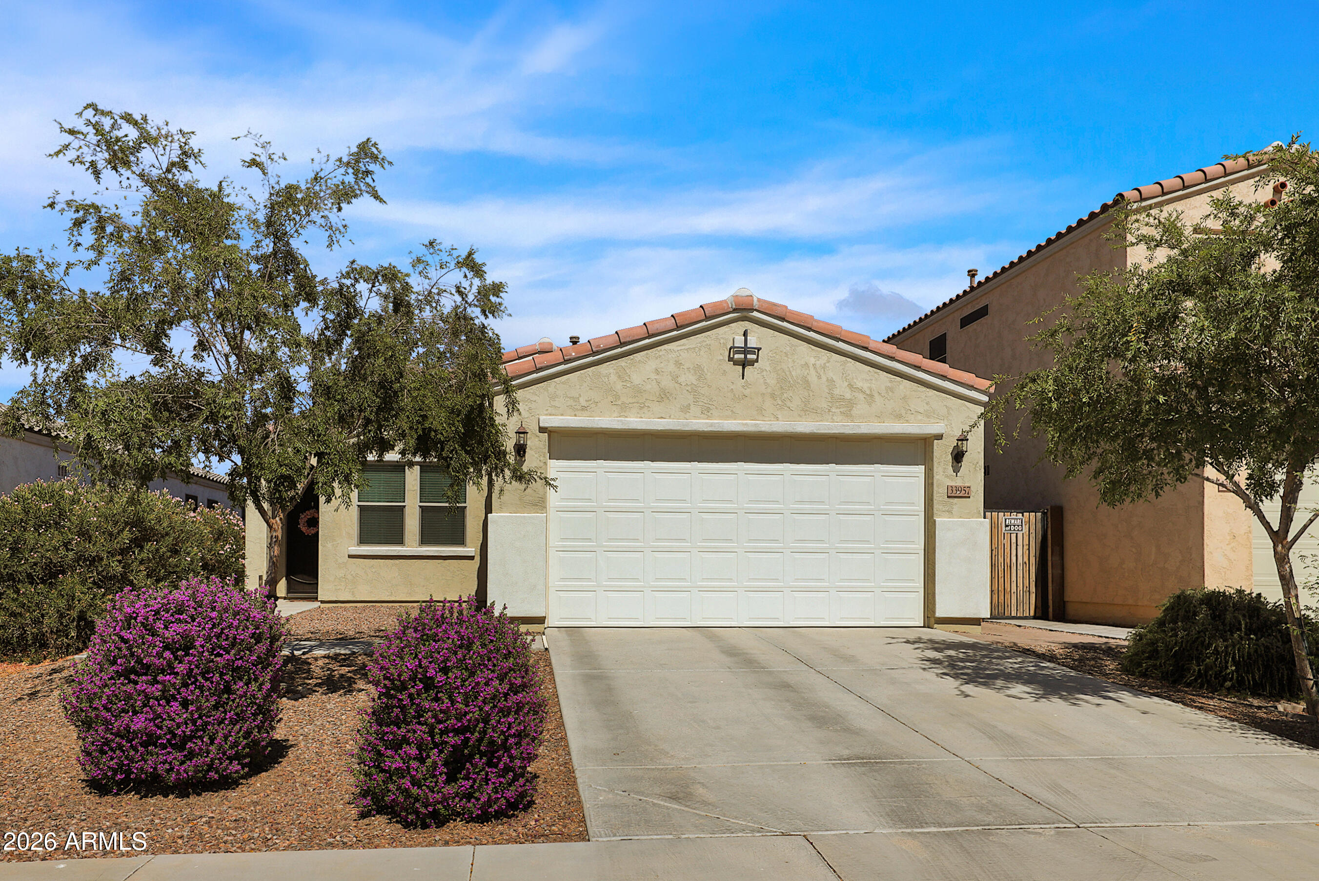 33957 N MENODORA Lane