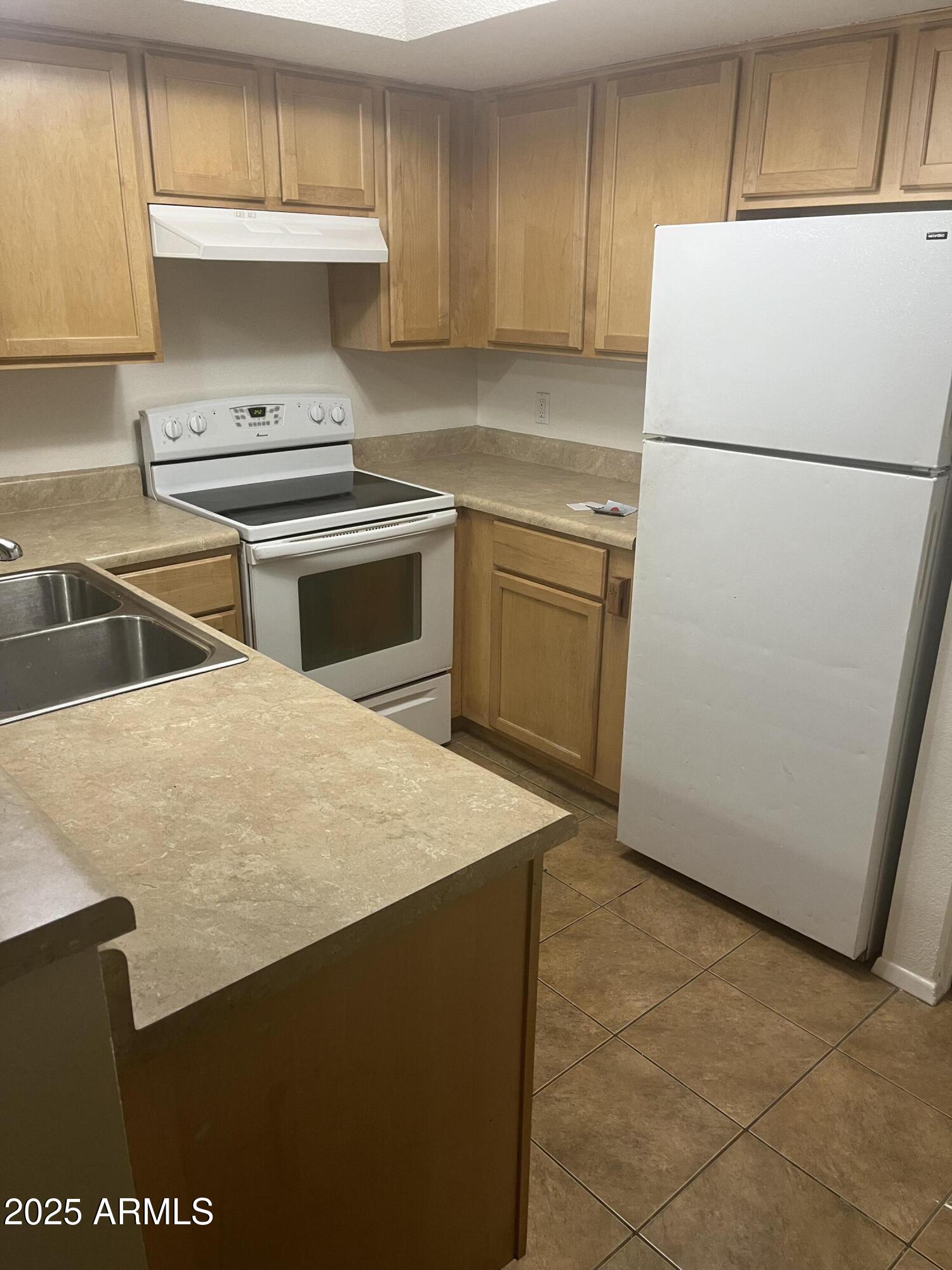 1720 E Thunderbird Road 1021